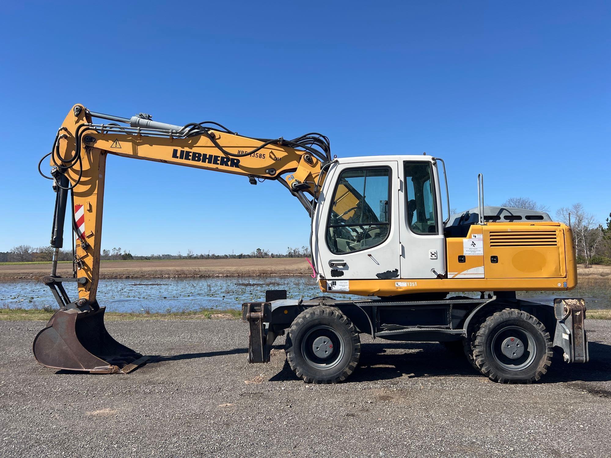 2018 LIEBHERR A900C LITRONIC WHEELED EXCAVATOR