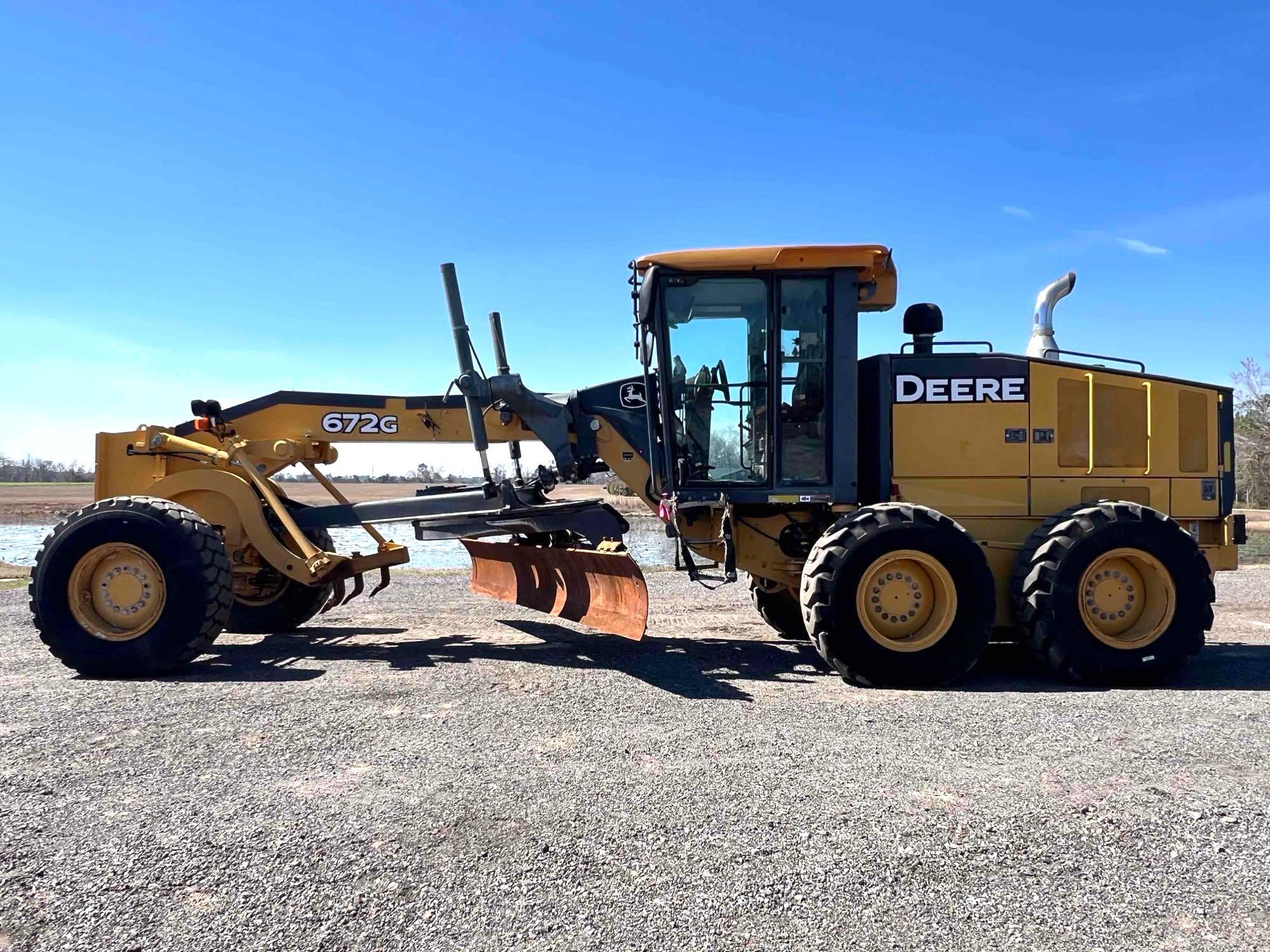 2011 JOHN DEERE 672G MOTORGRADER