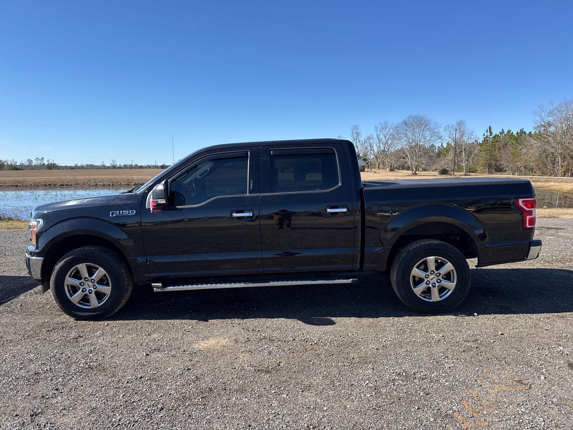 2019 FORD F-150 XLT CREW CAB TRUCK