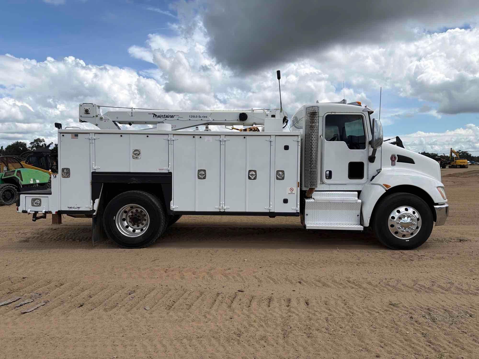 Kenworth T370