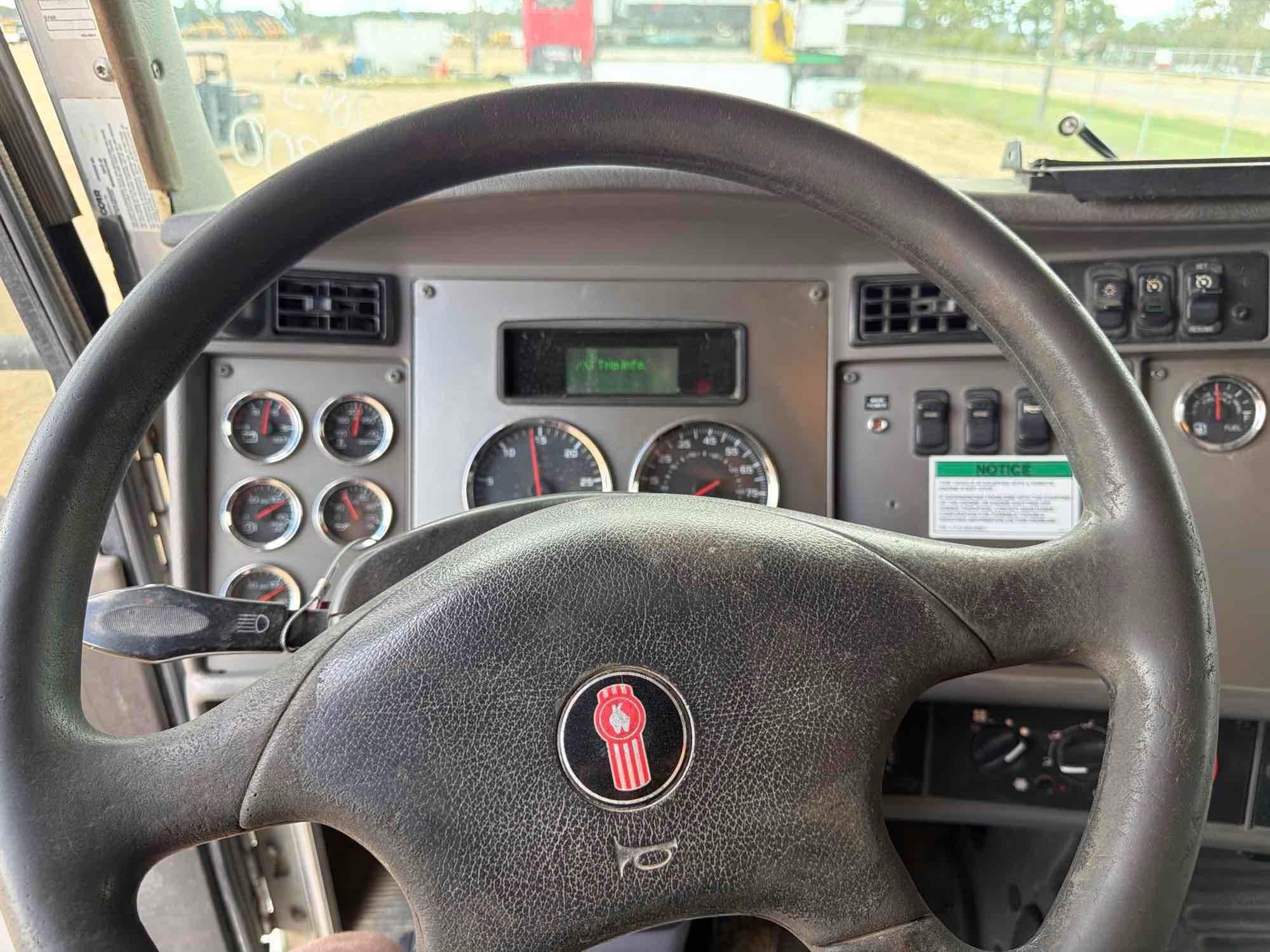 2013 Kenworth T370