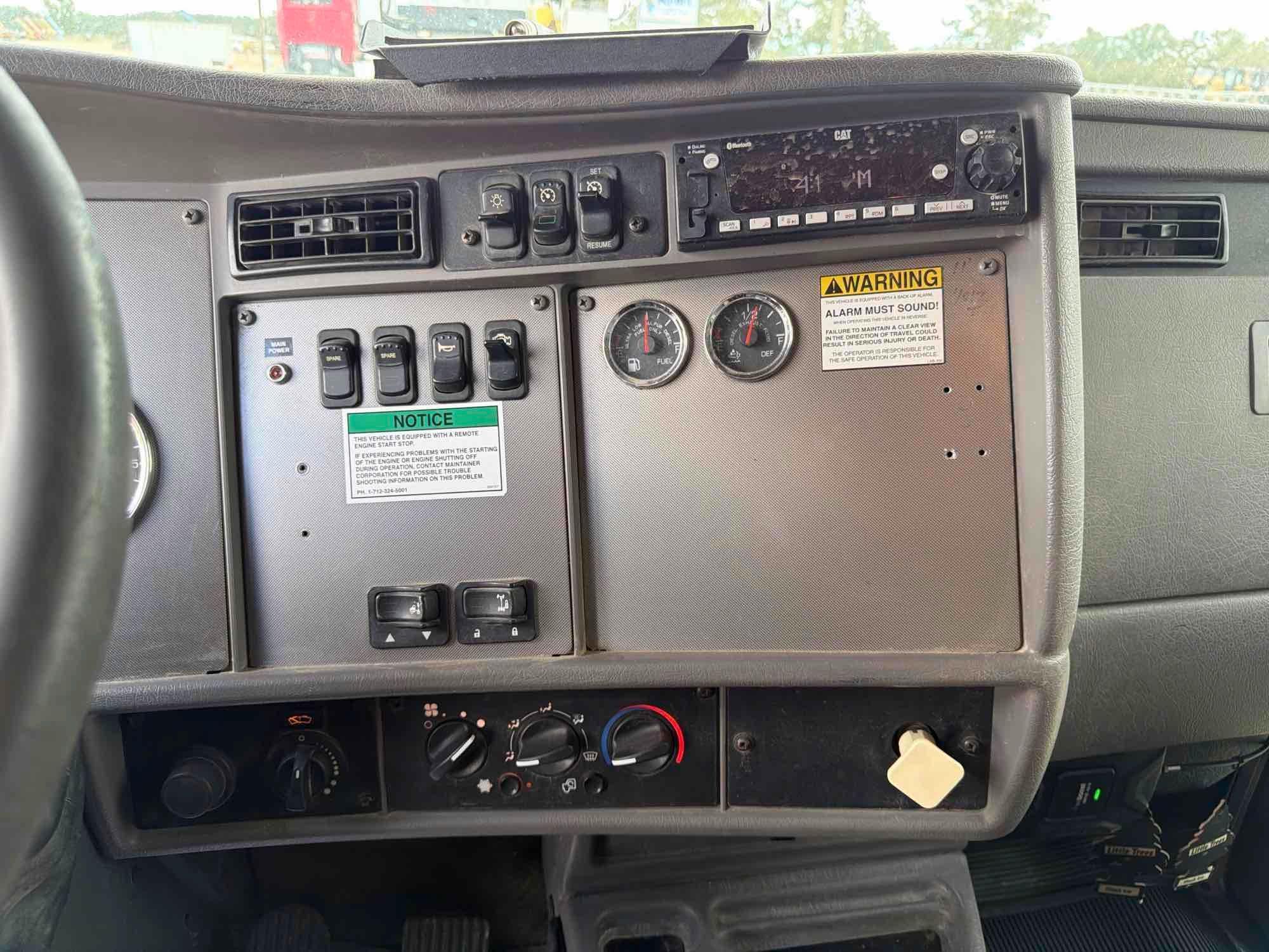 Kenworth T370