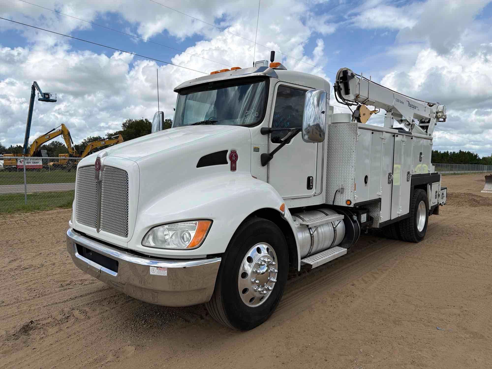 Kenworth T370