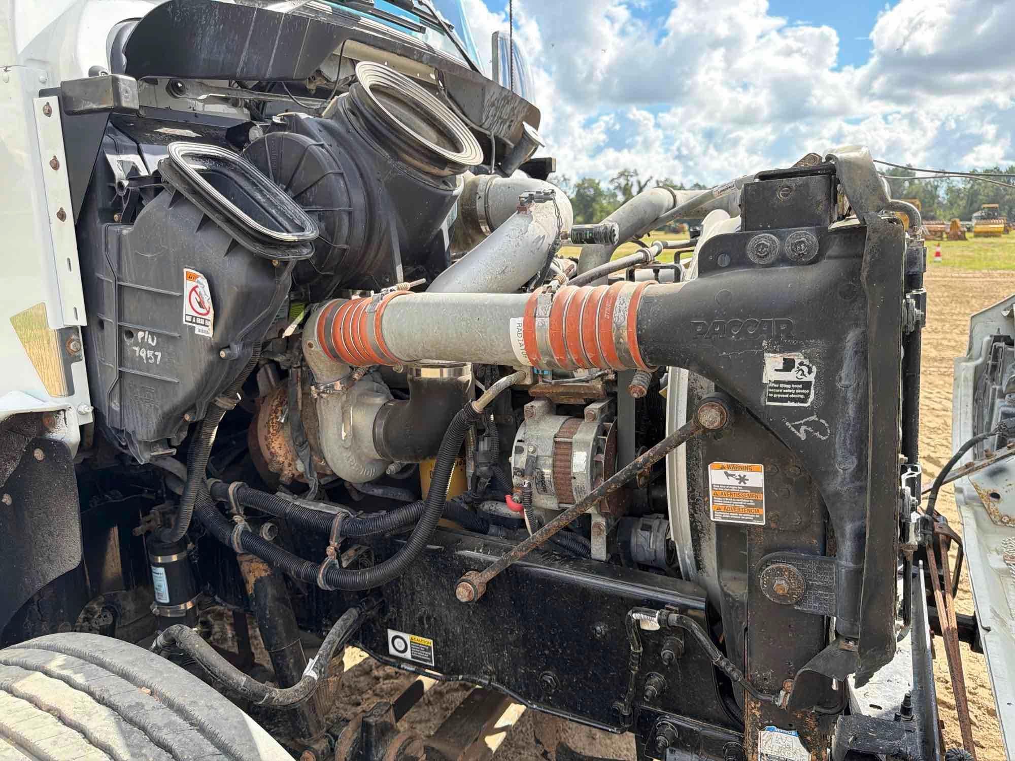 Kenworth T370