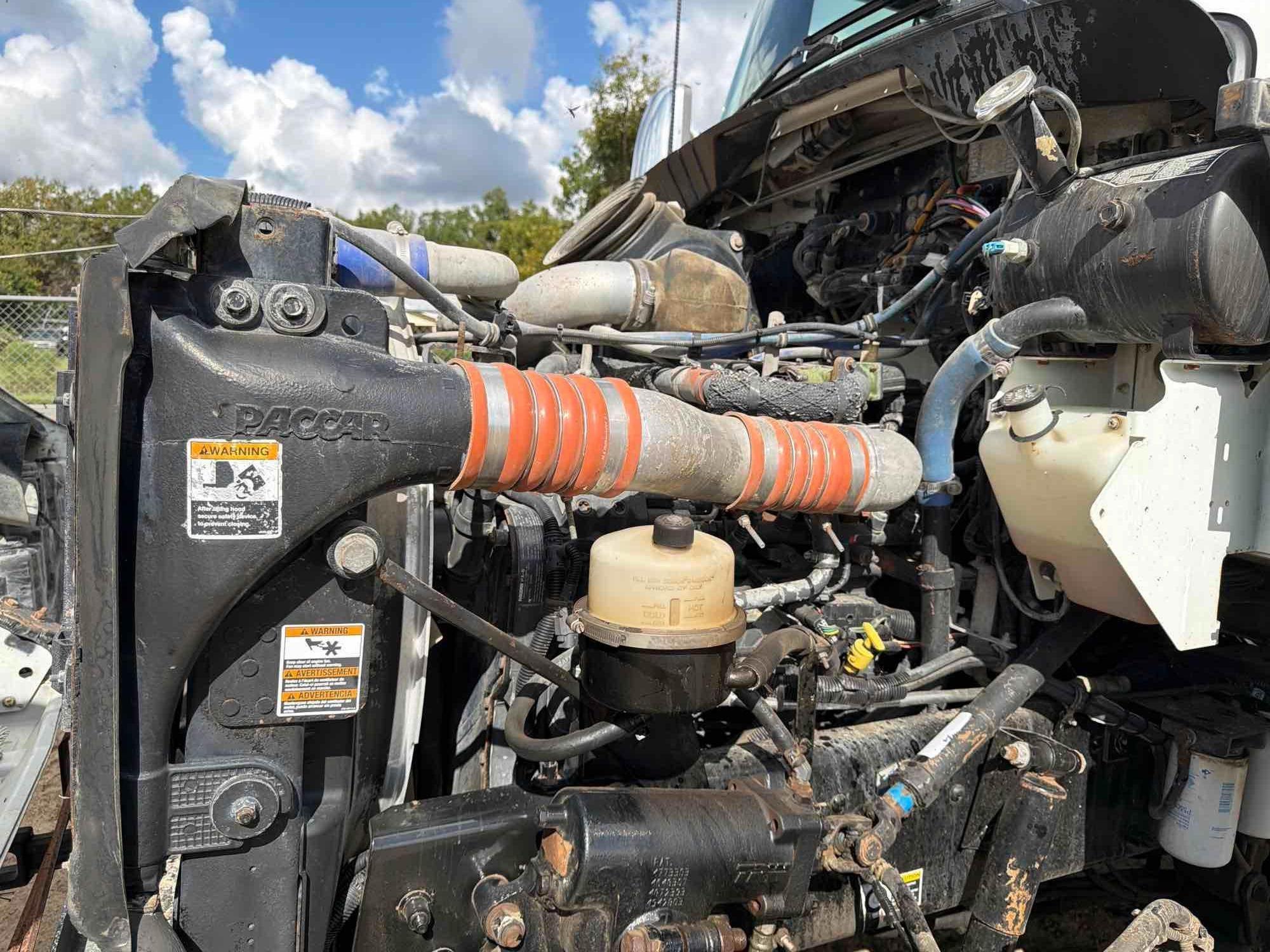 Kenworth T370