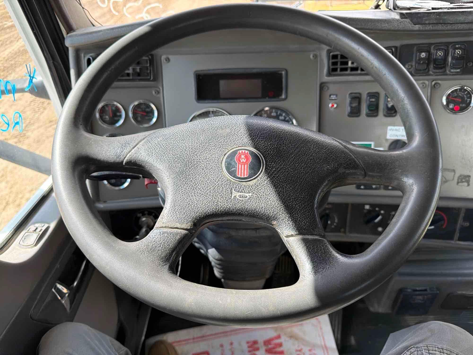 2013 Kenworth T370