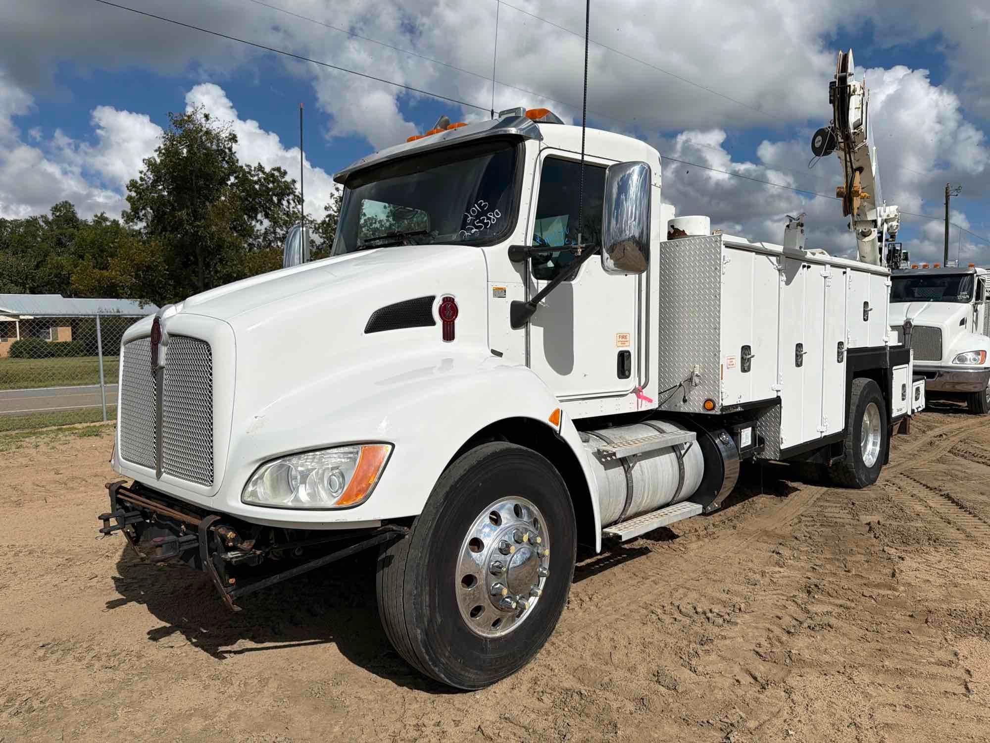 Kenworth T370