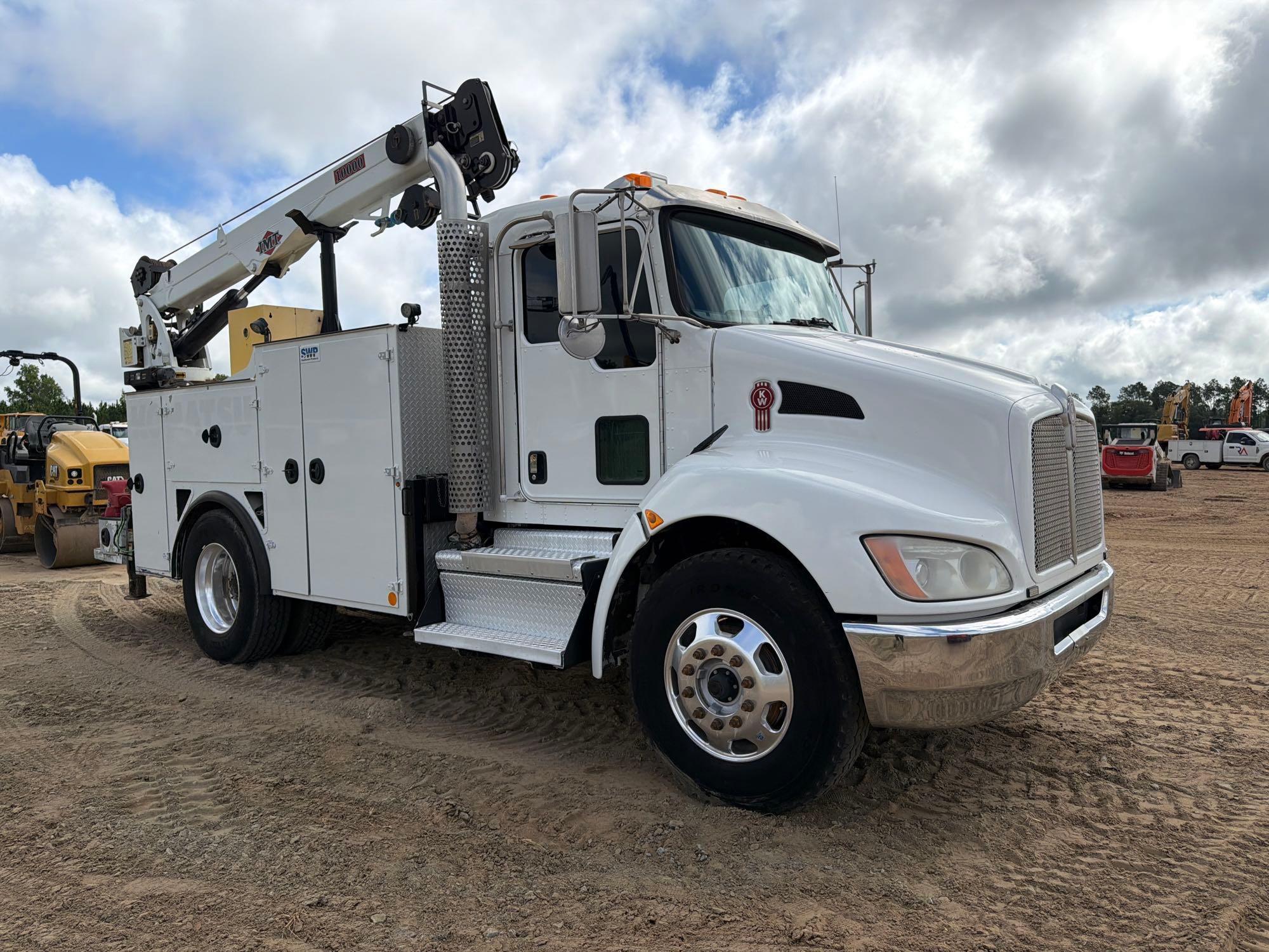 Kenworth T270