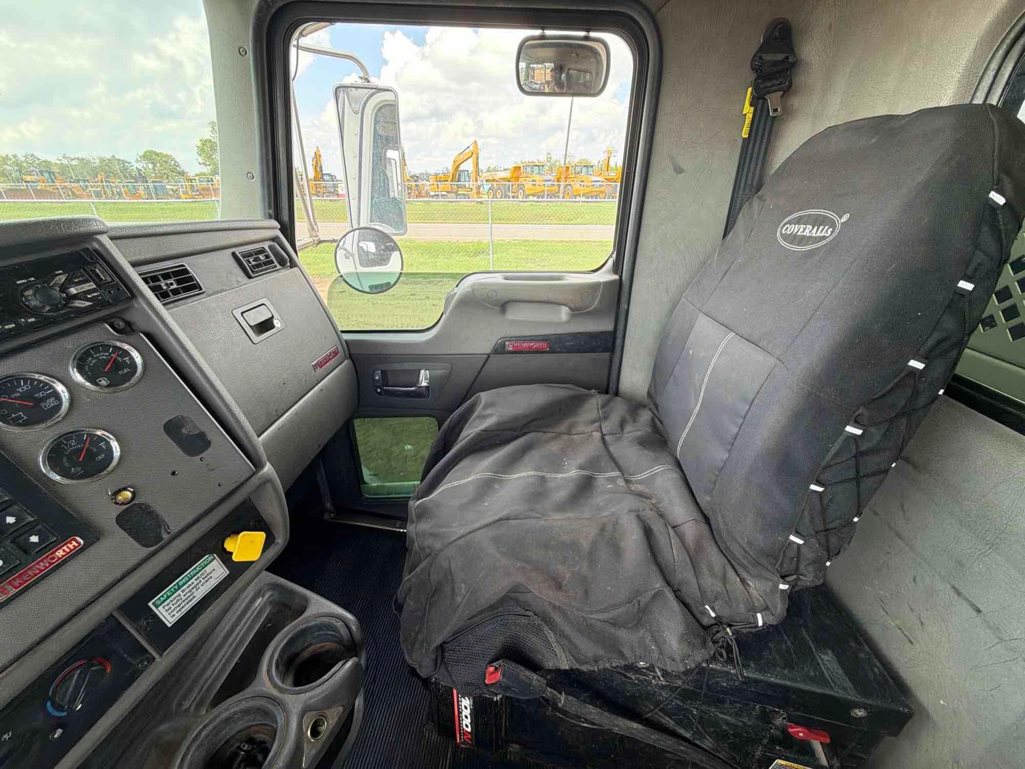 Kenworth T270