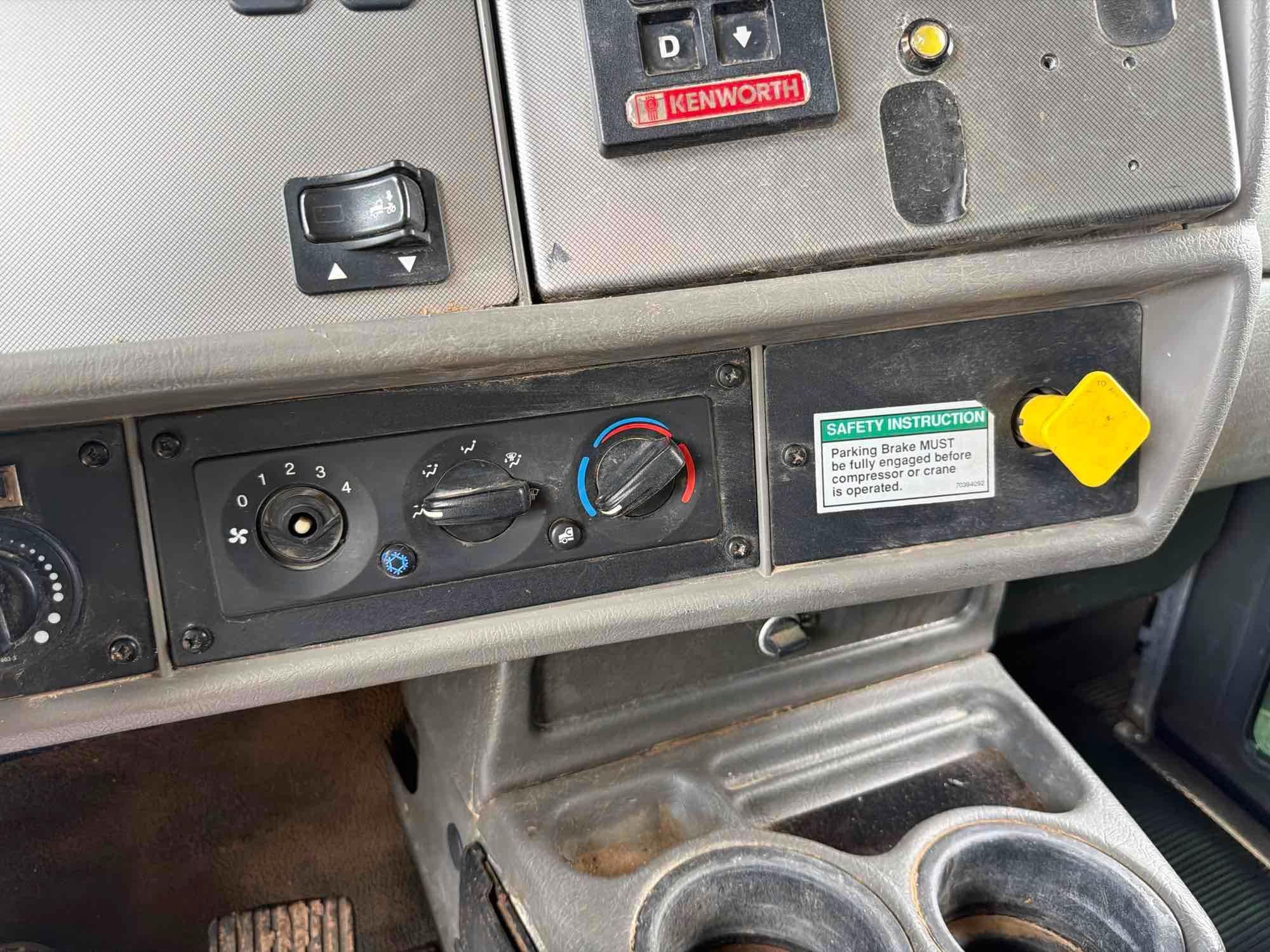 Kenworth T270