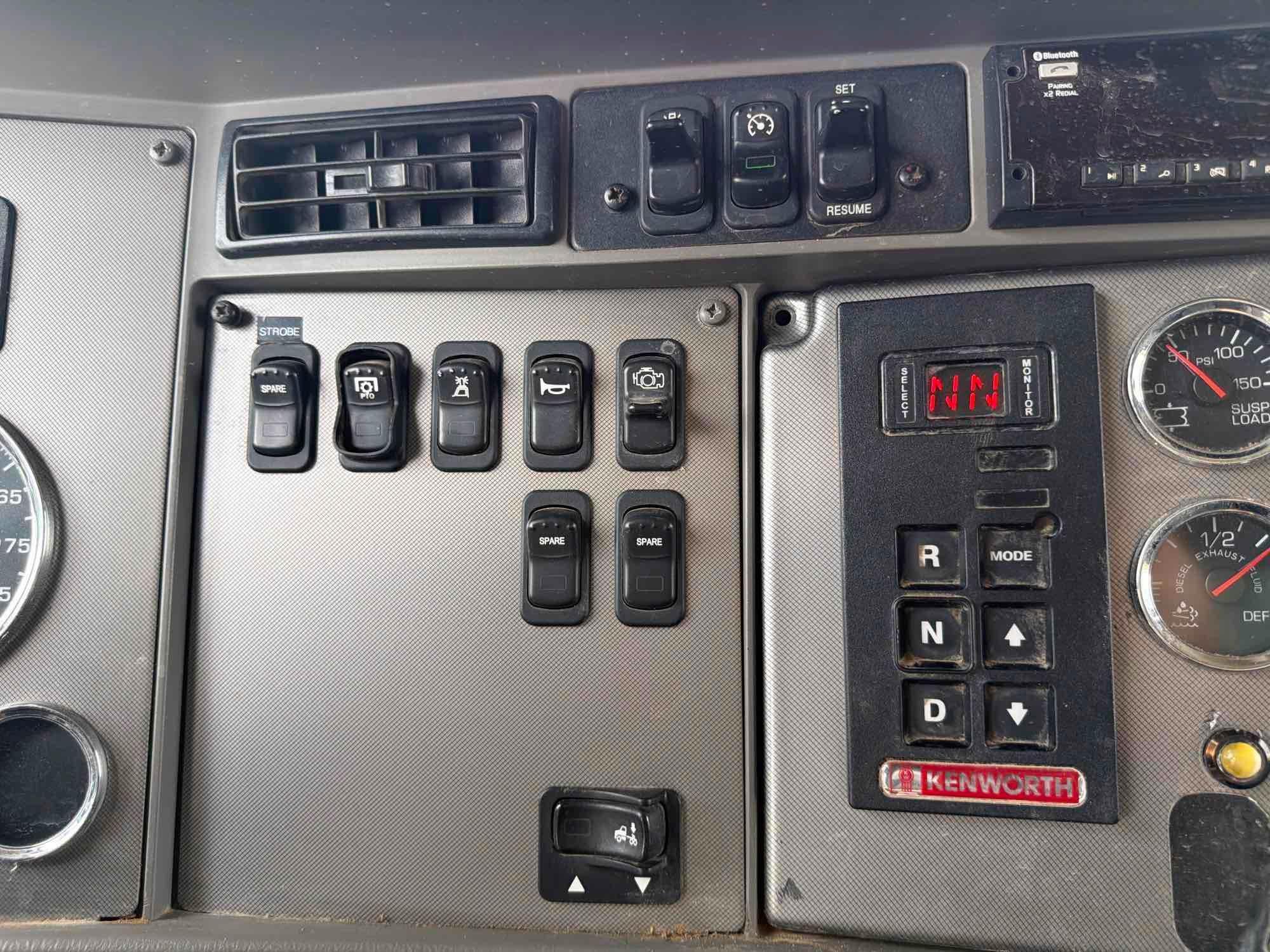 Kenworth T270