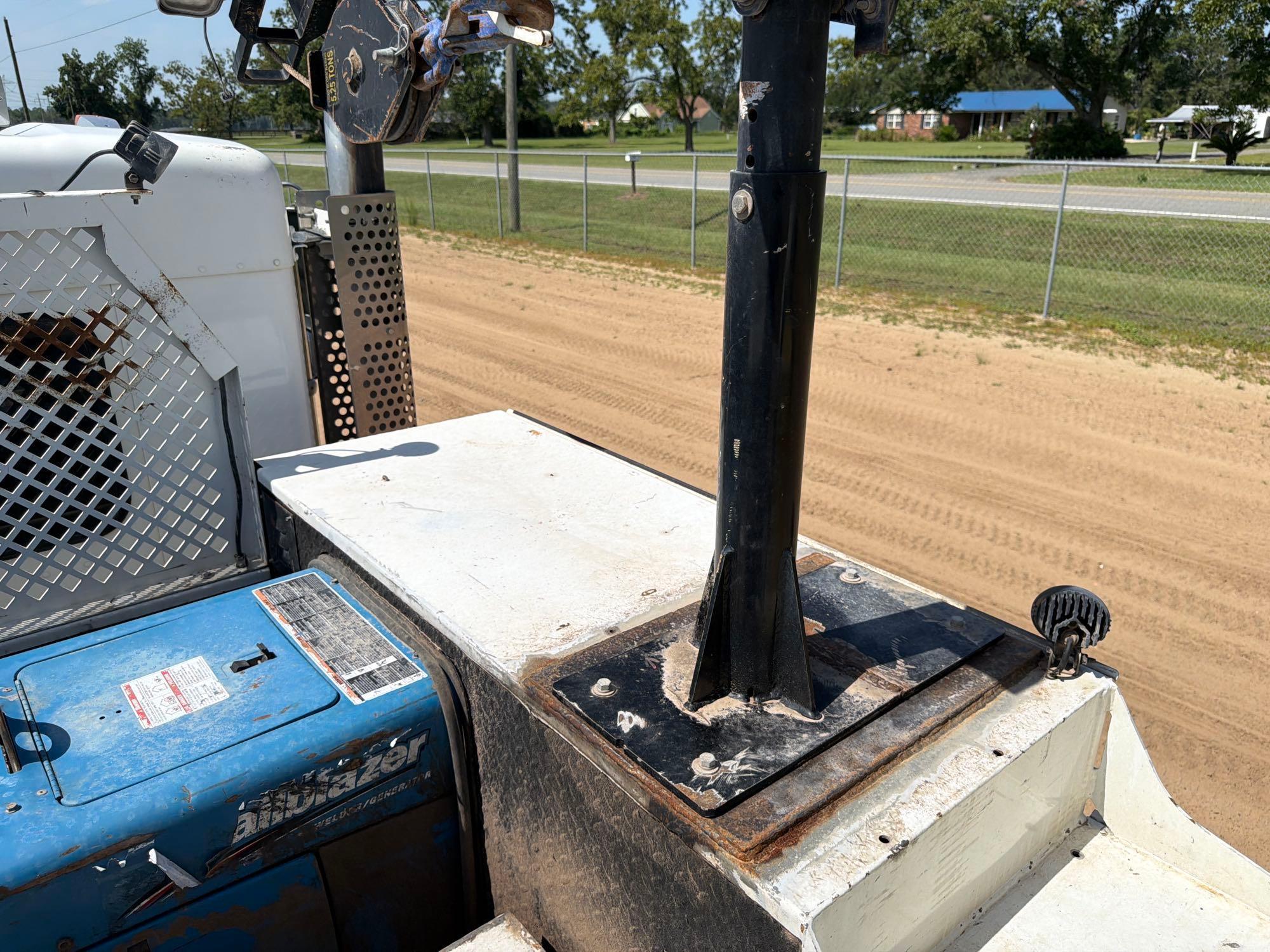 Kenworth T270