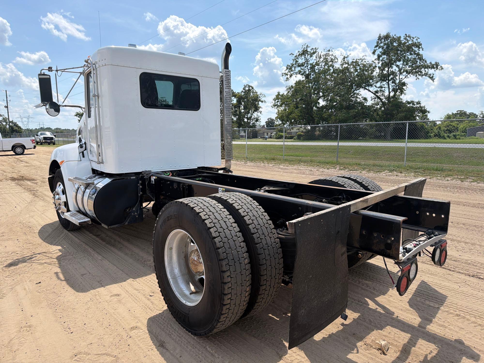 2018 Kenworth T270