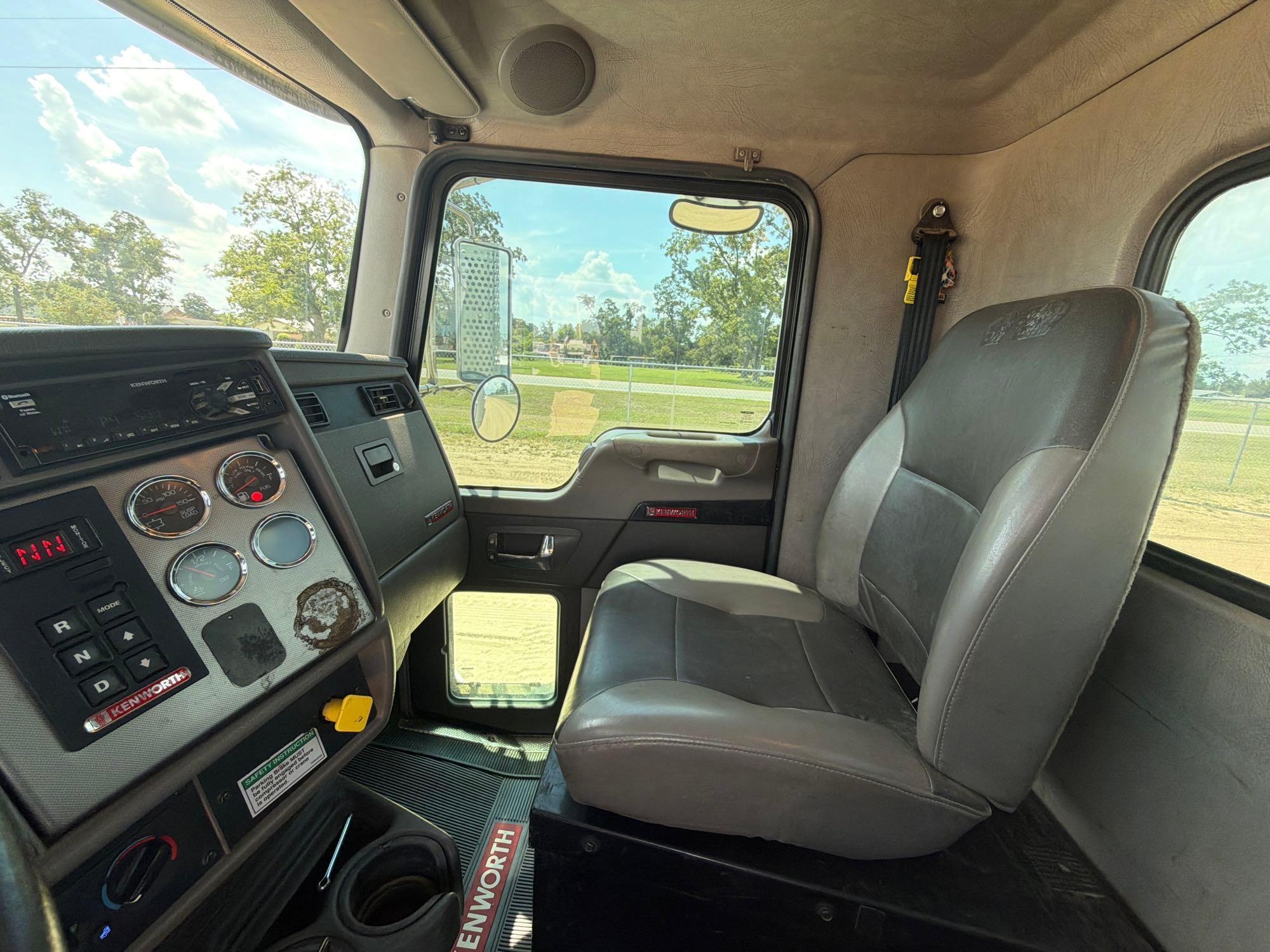 2017 Kenworth T370