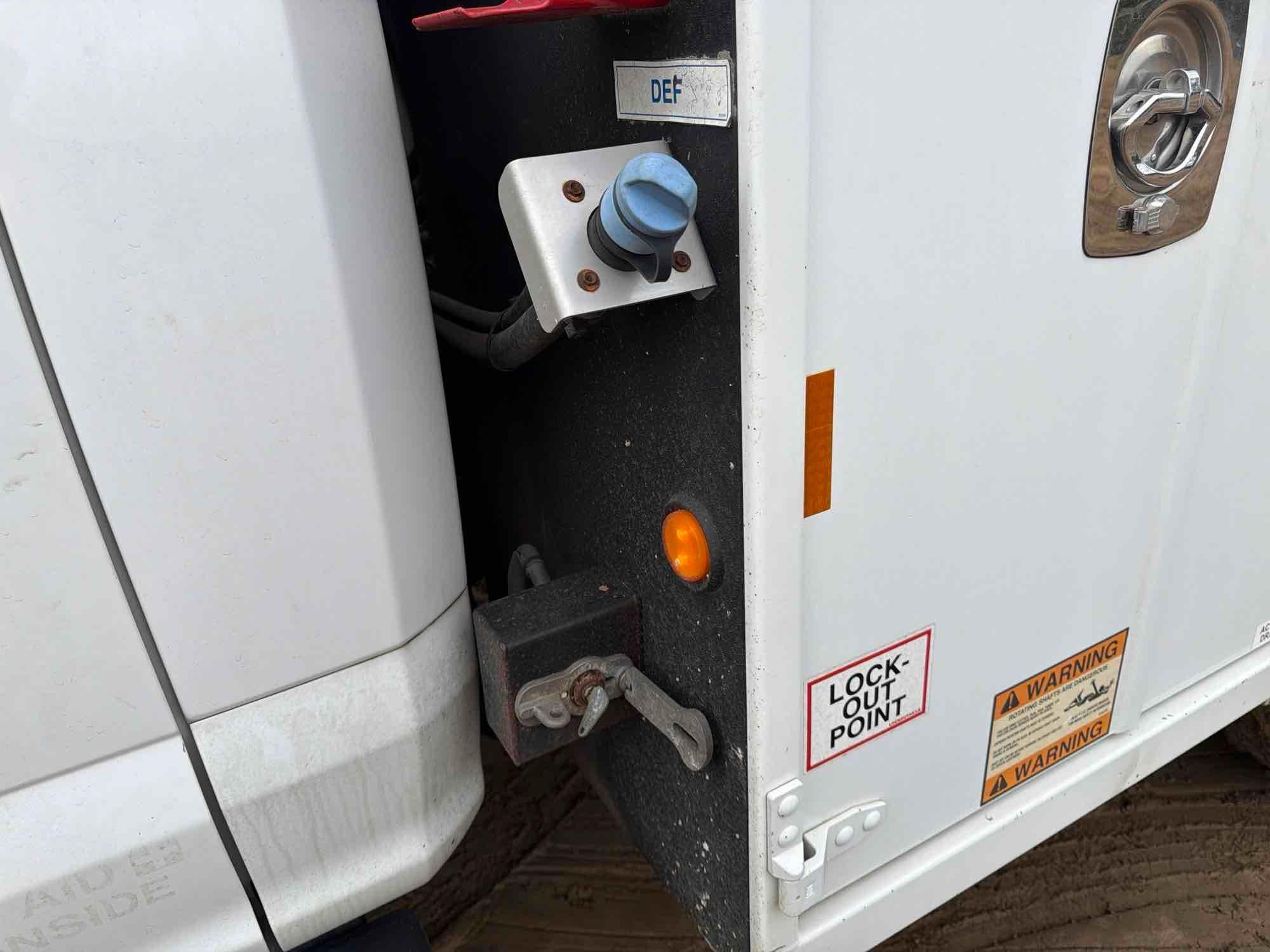 Ford F550XL