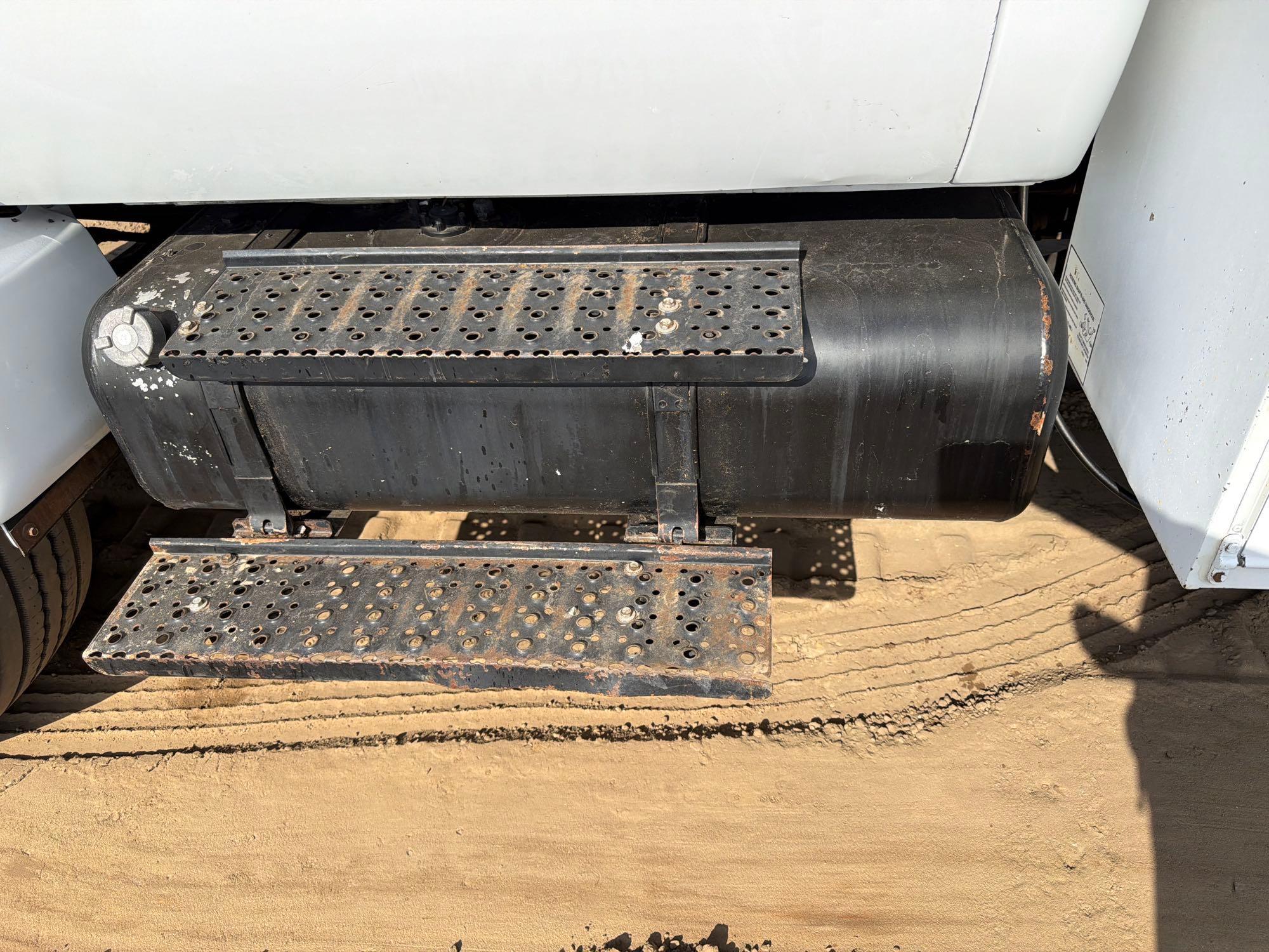 2010 Ford F750XL