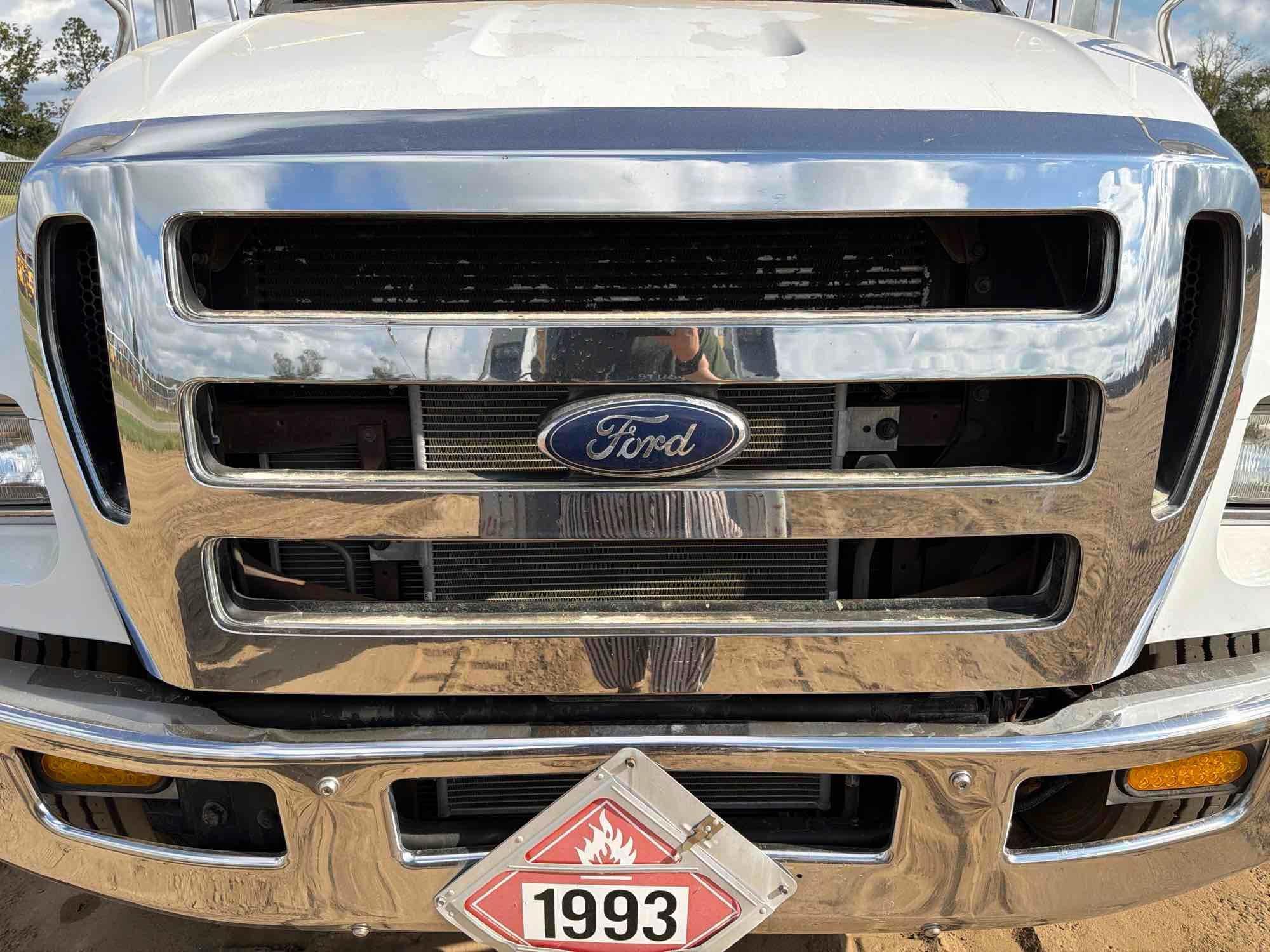 2010 Ford F750XL