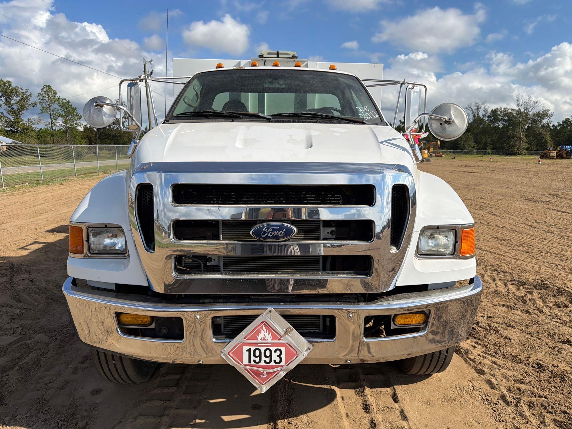 2010 Ford F750XL