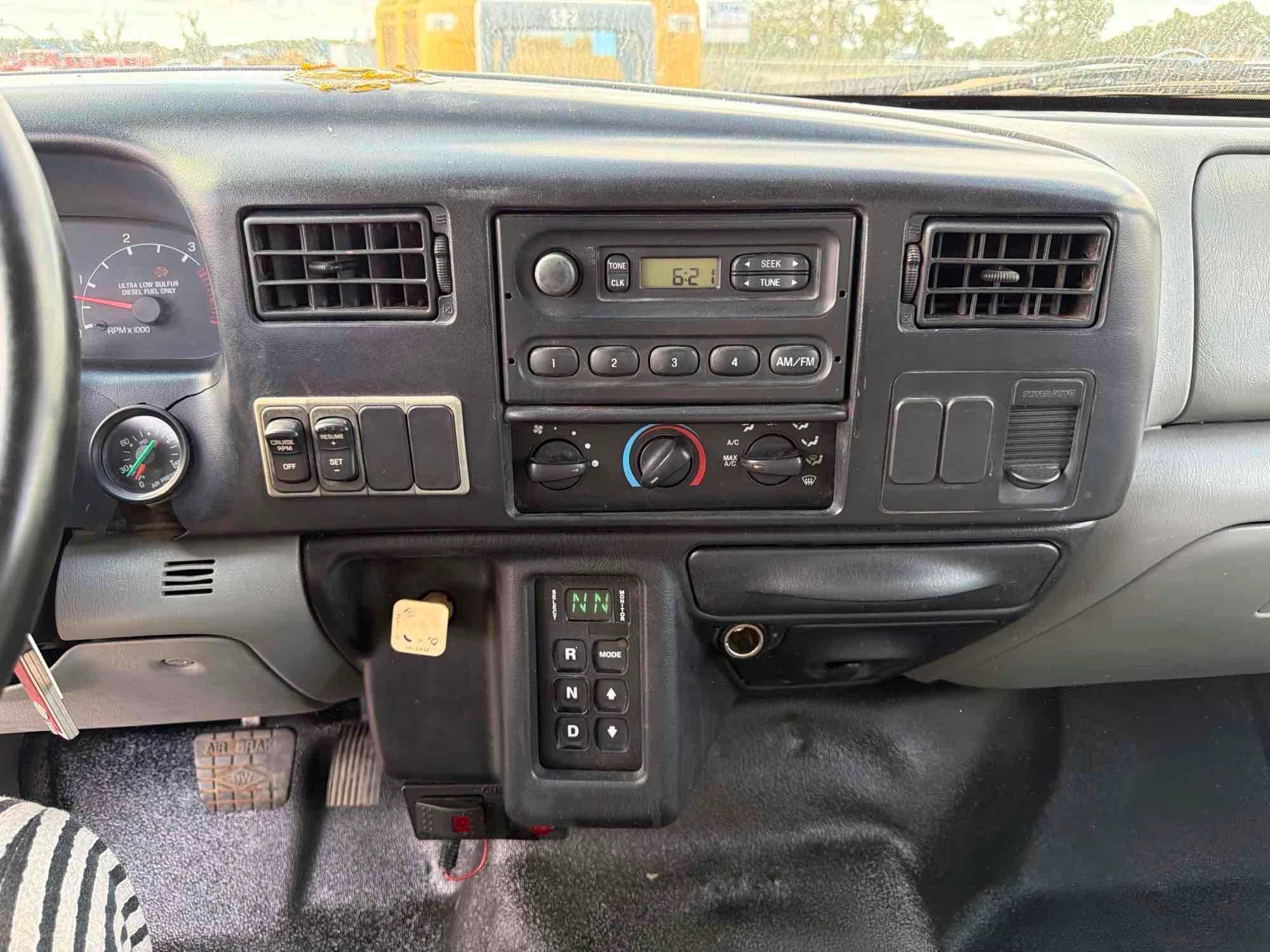 2010 Ford F750XL