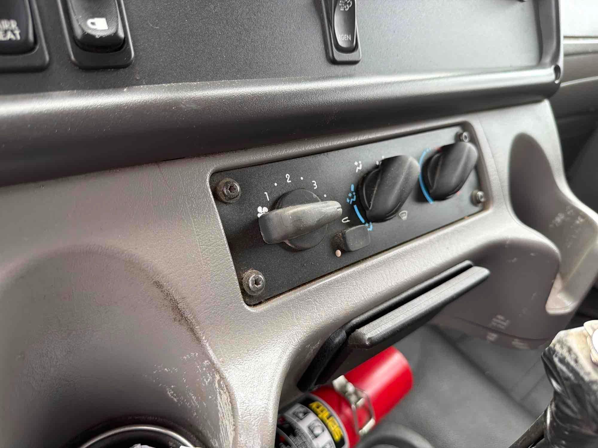 2012 Freightliner M2 BUSINESS CLASS