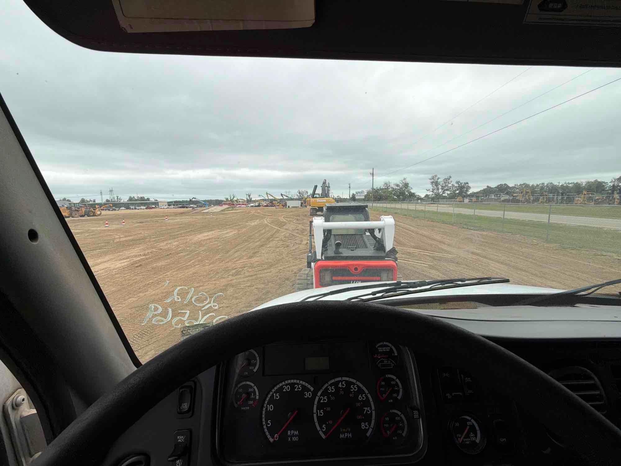 2012 Freightliner M2 BUSINESS CLASS