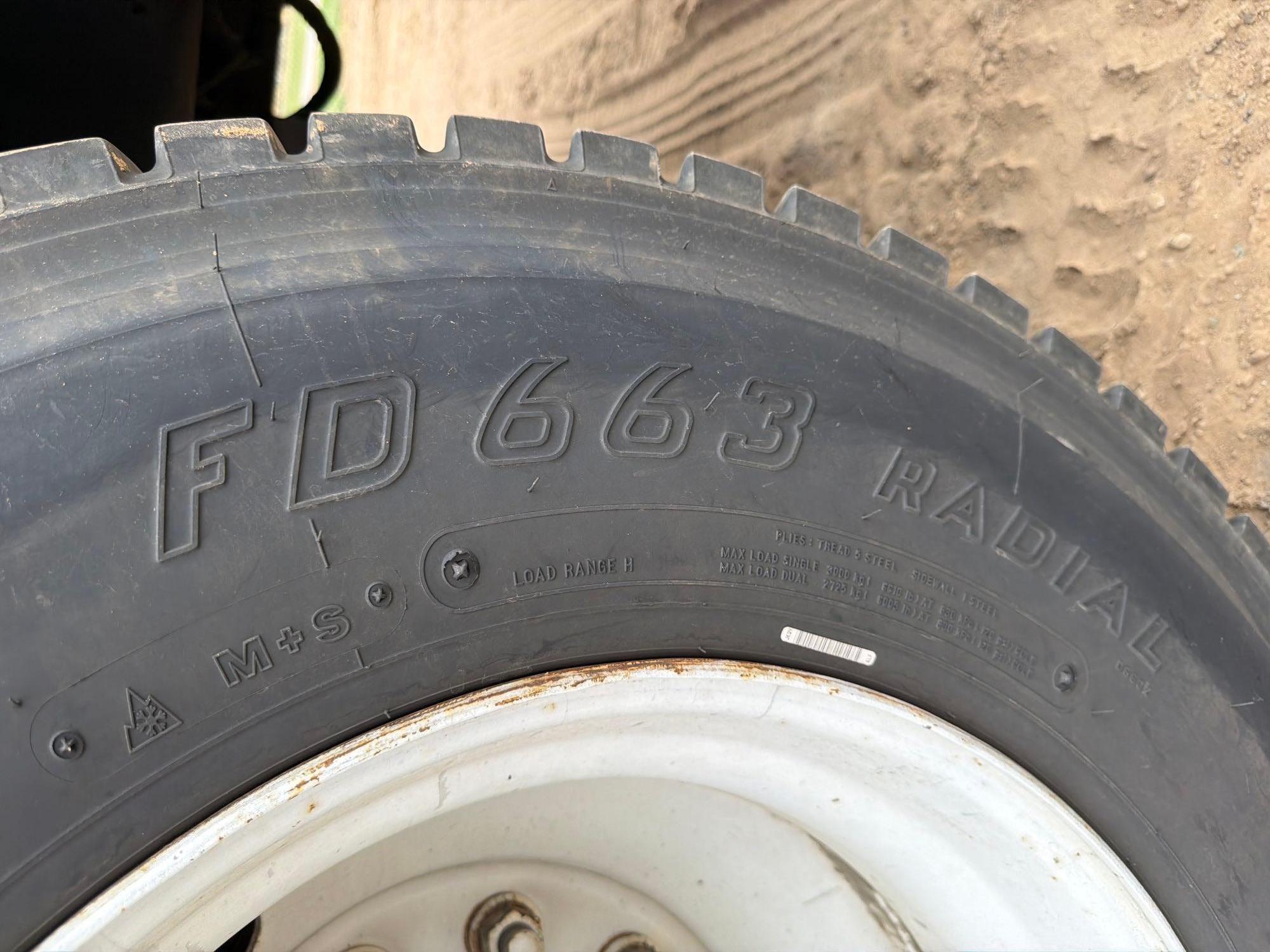 2005 International 4400 SBA 4x2