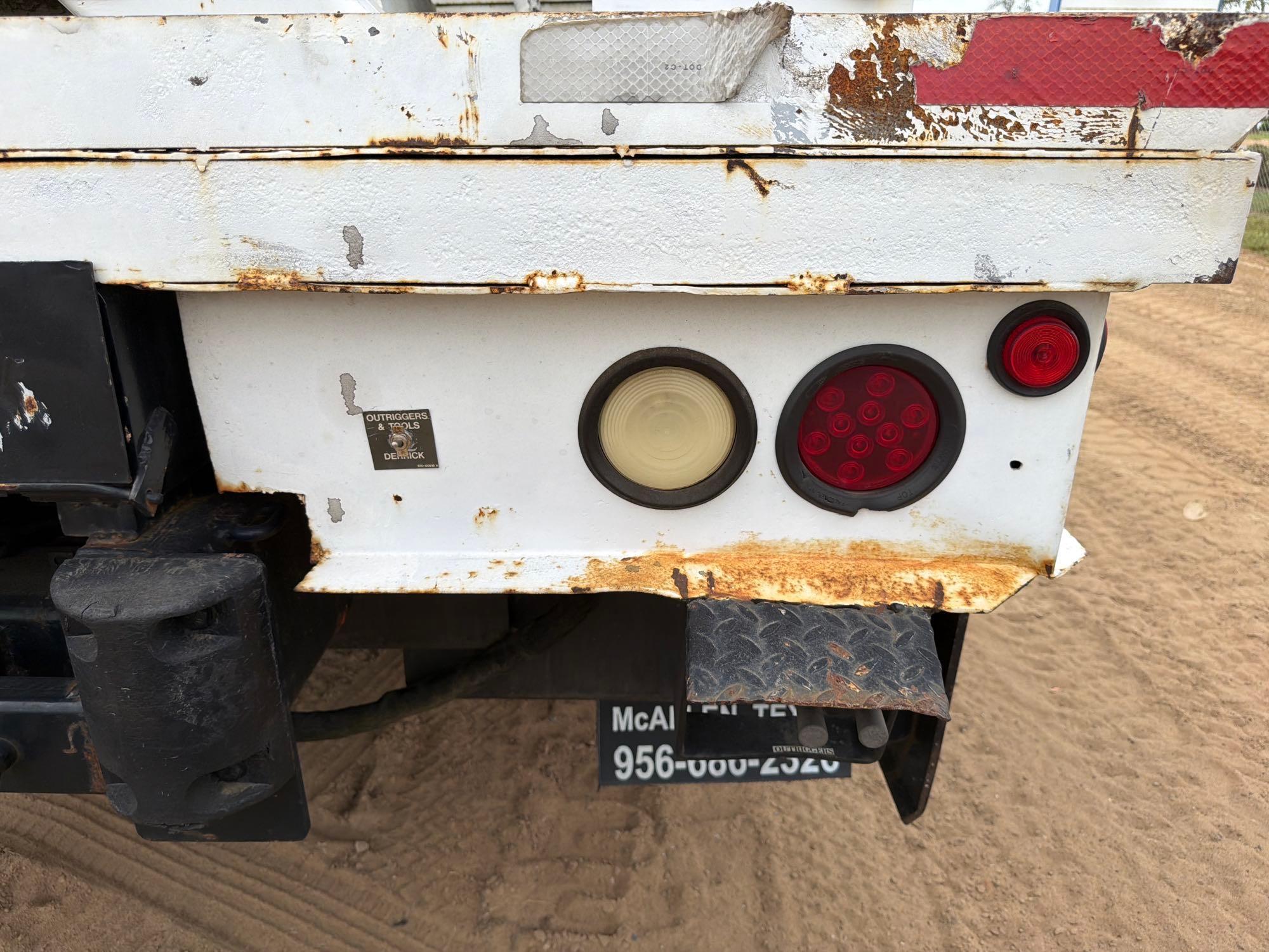 2005 International 4400 SBA 4x2