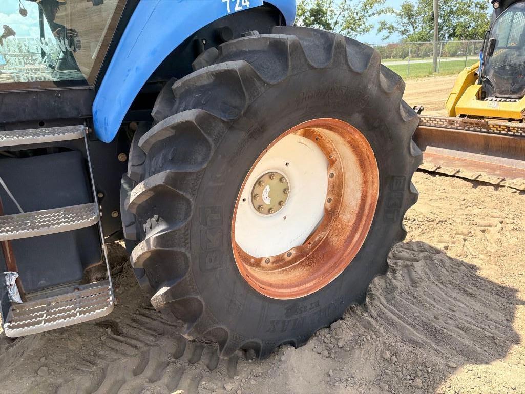 New Holland TV6070
