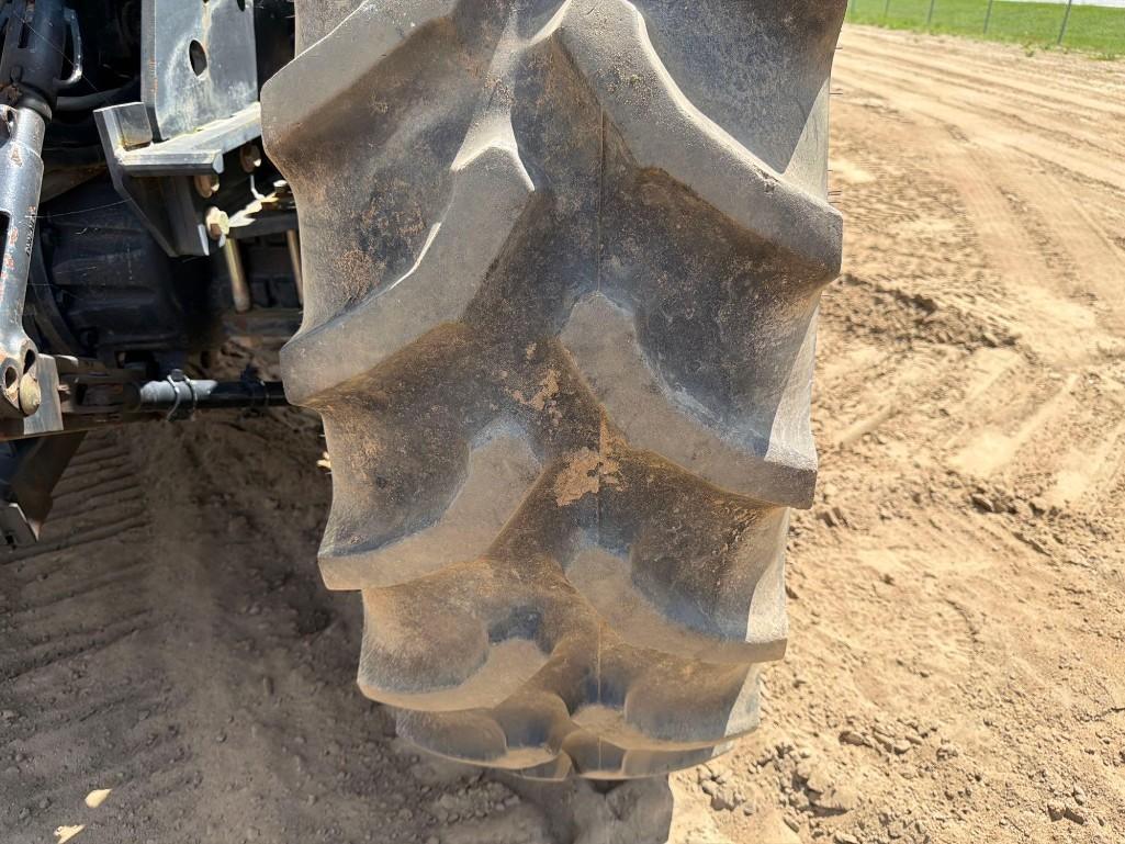 New Holland TV6070