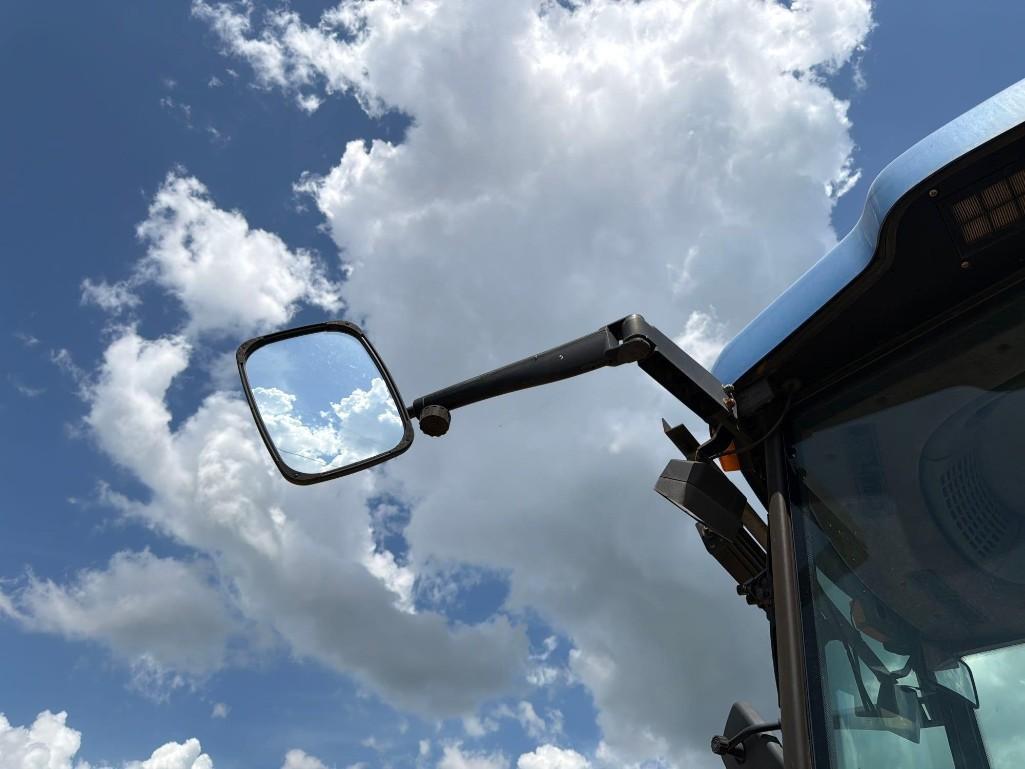New Holland TV6070