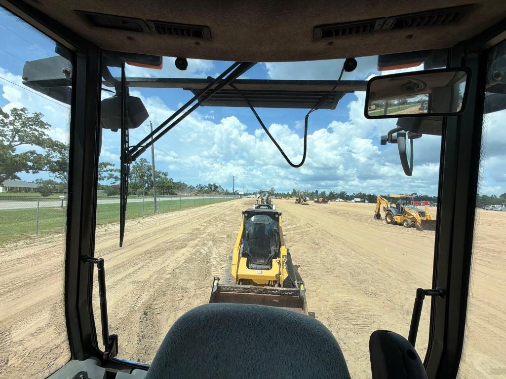 New Holland TV6070