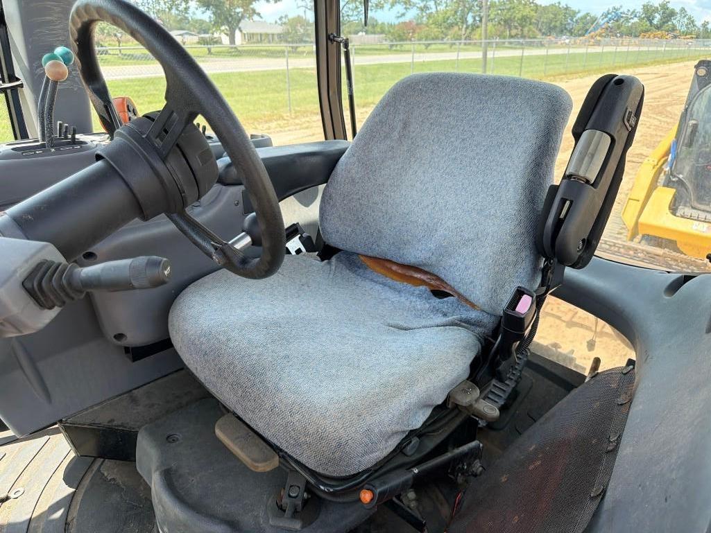 New Holland TV6070