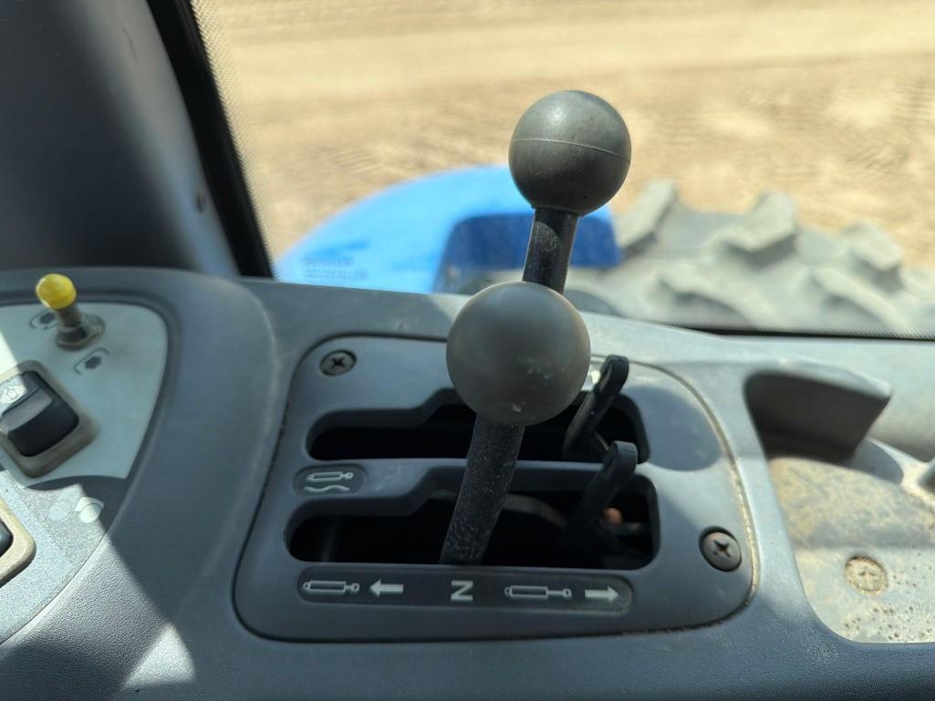 New Holland TV6070