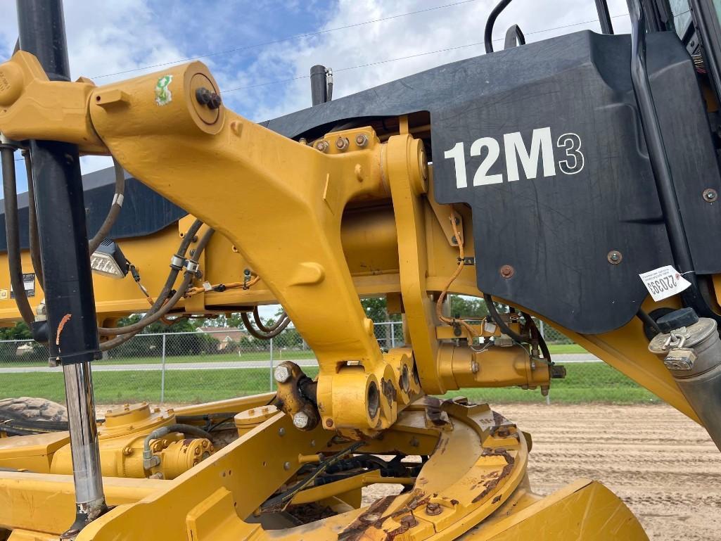 Caterpillar 12M3