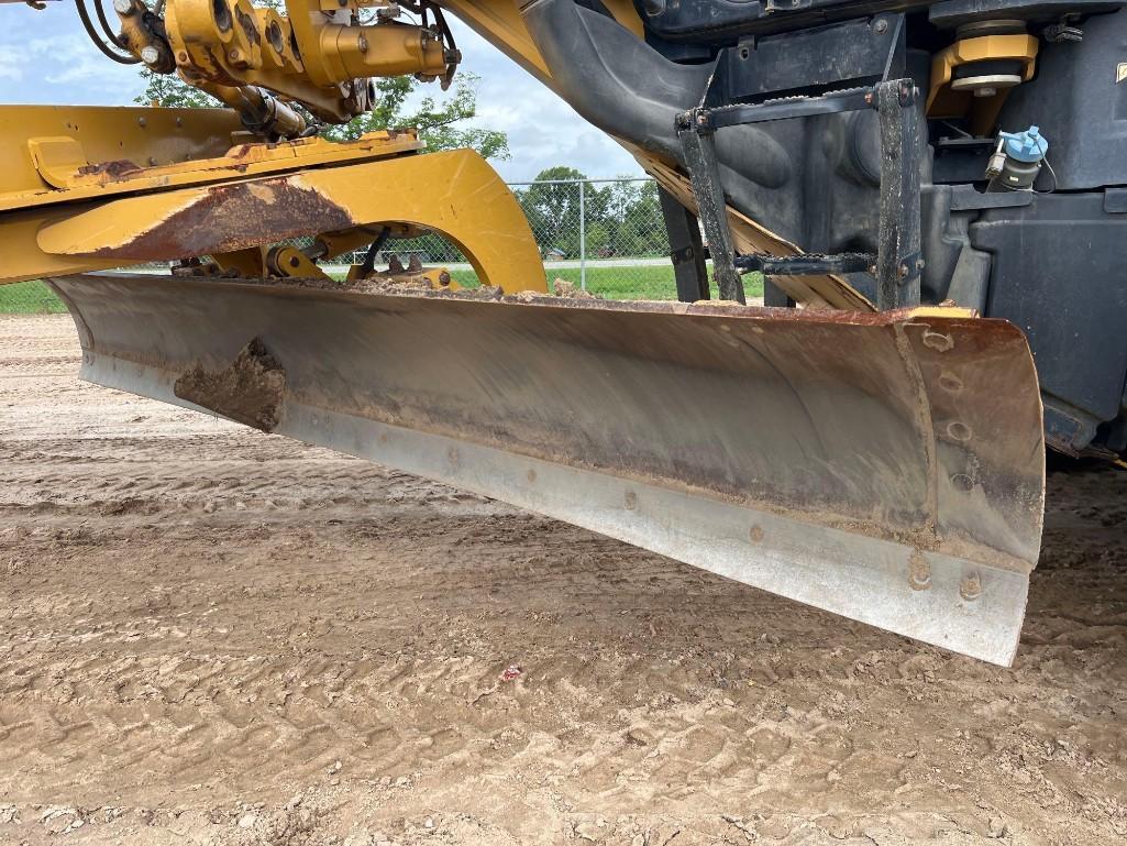 Caterpillar 12M3