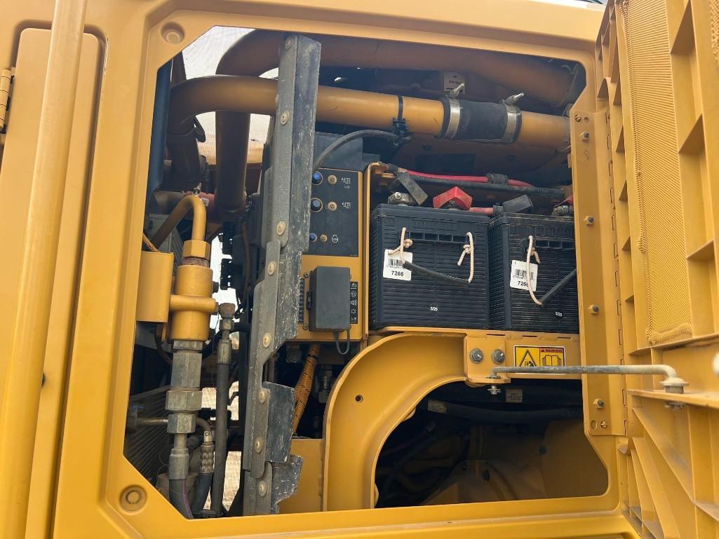 Caterpillar 12M3