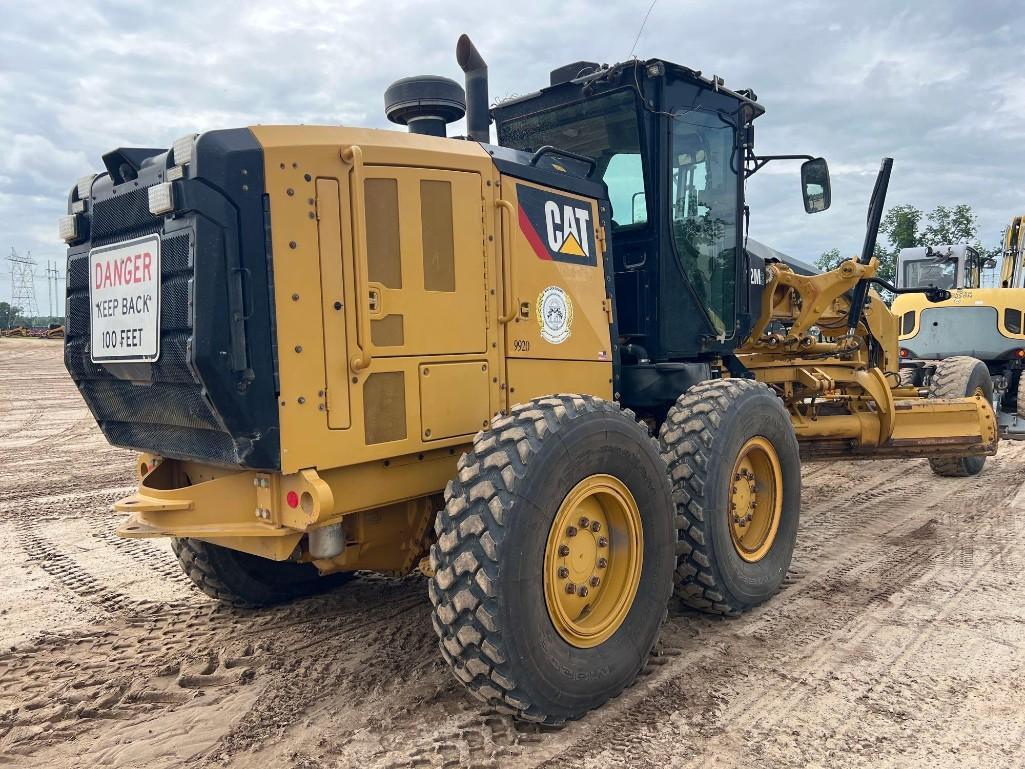 Caterpillar 12M3