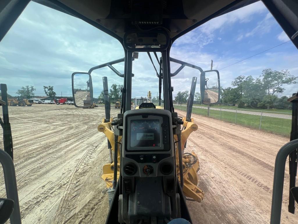 Caterpillar 12M3
