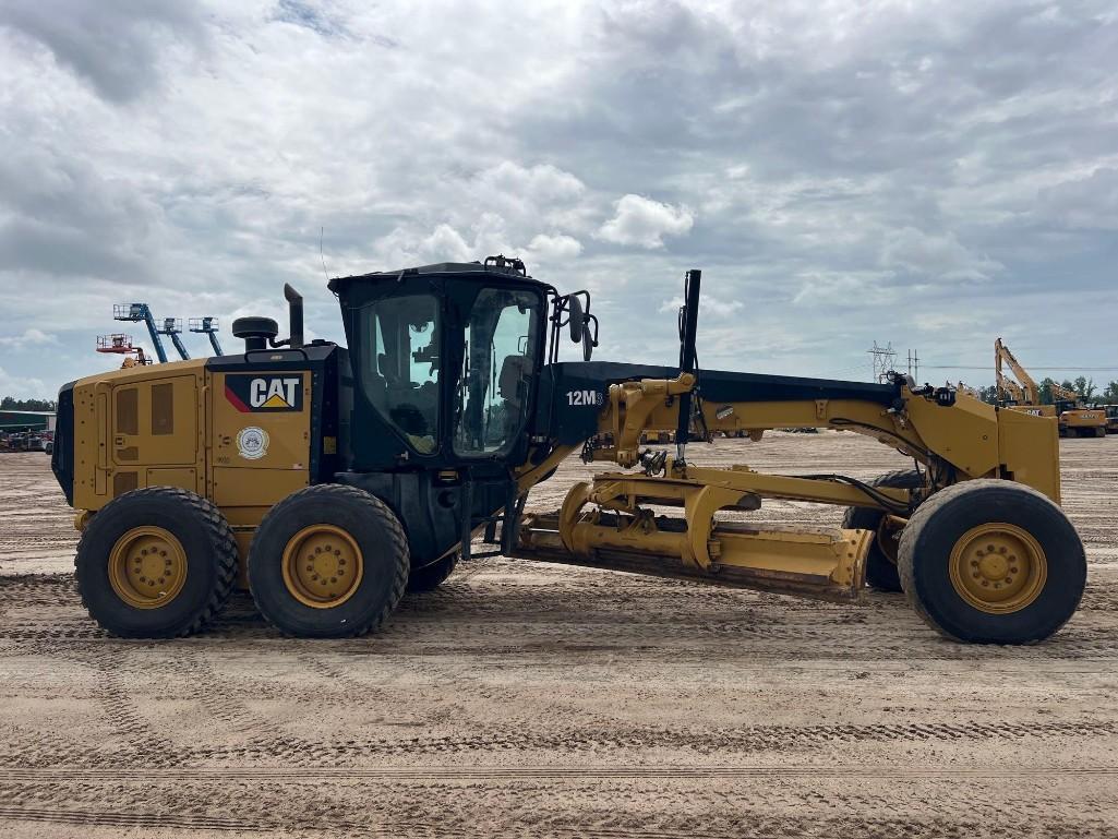 Caterpillar 12M3