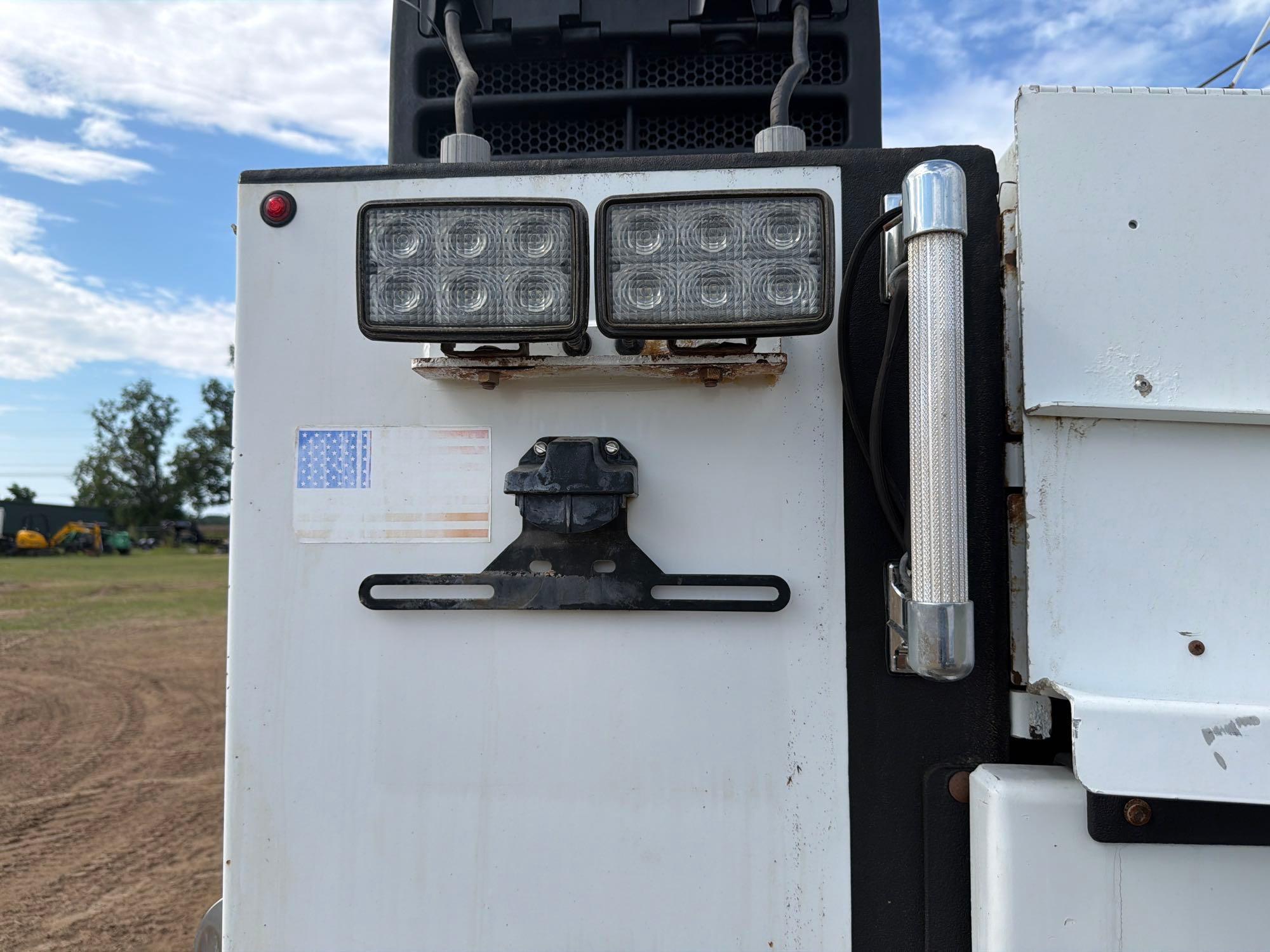 Kenworth T370