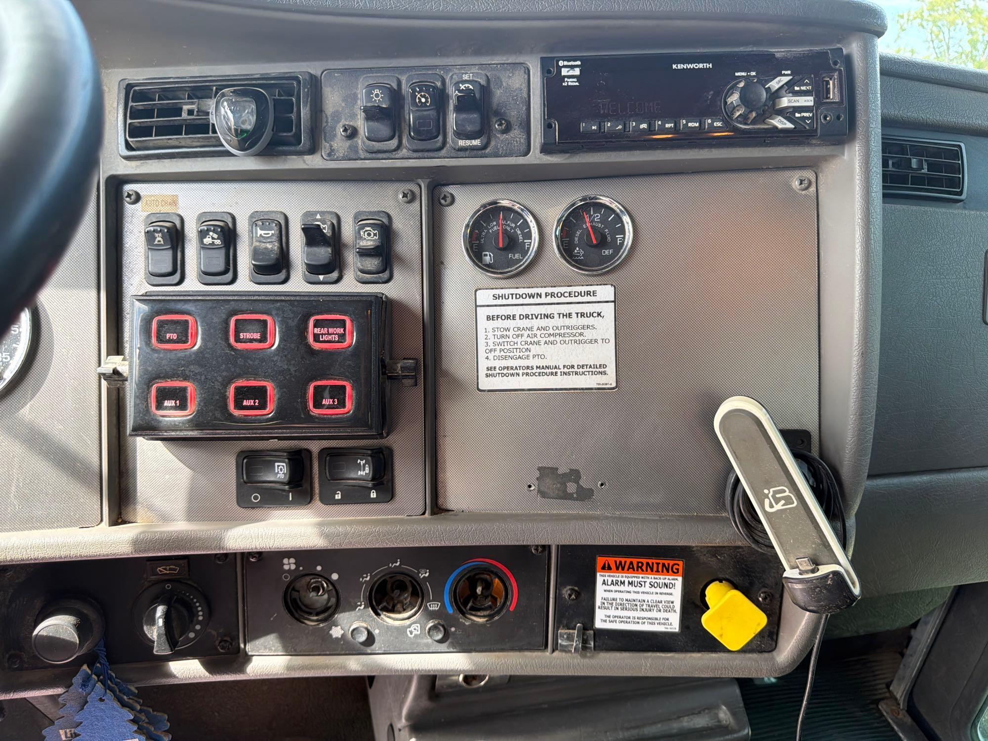 Kenworth T370