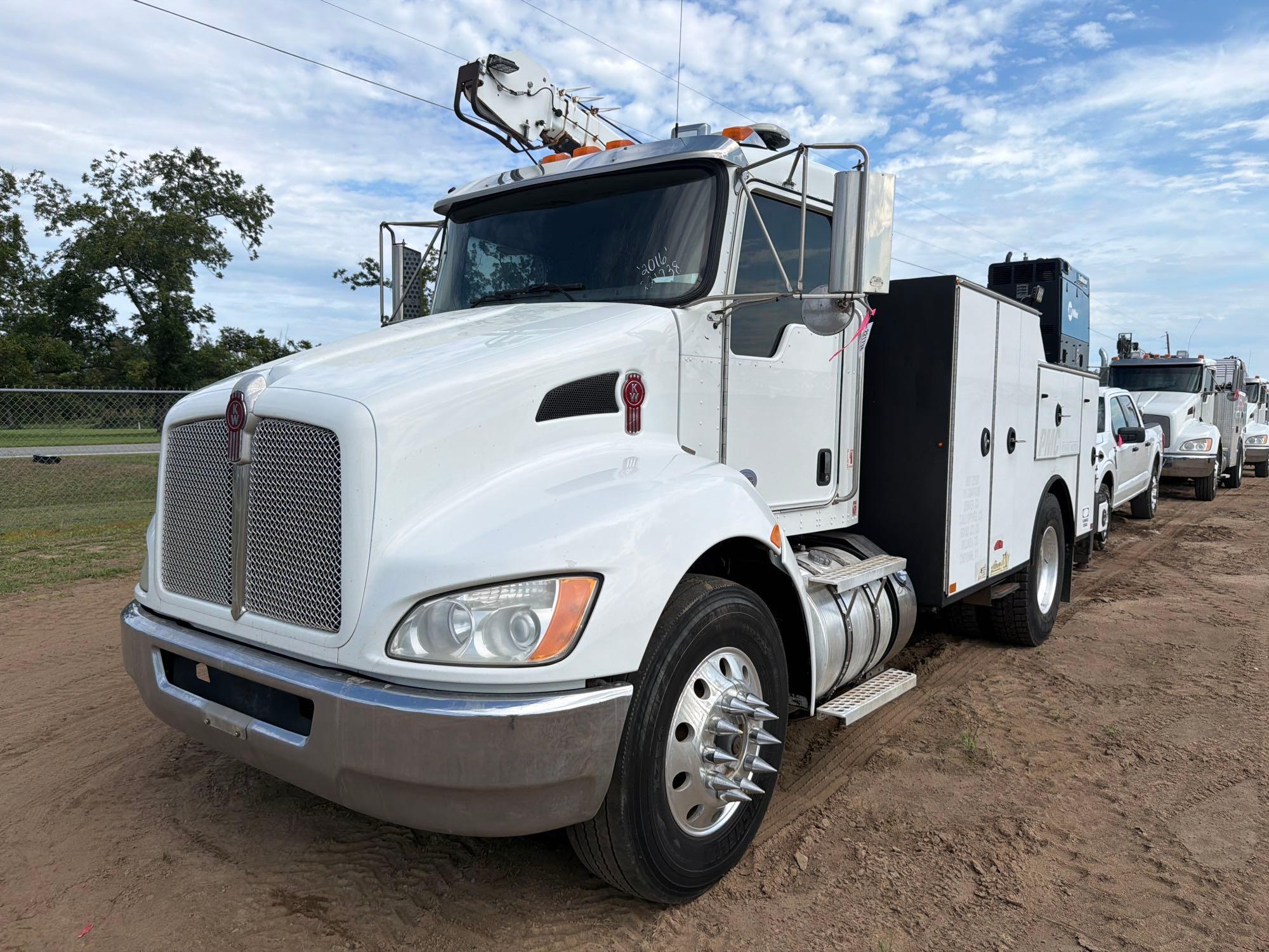 Kenworth T370