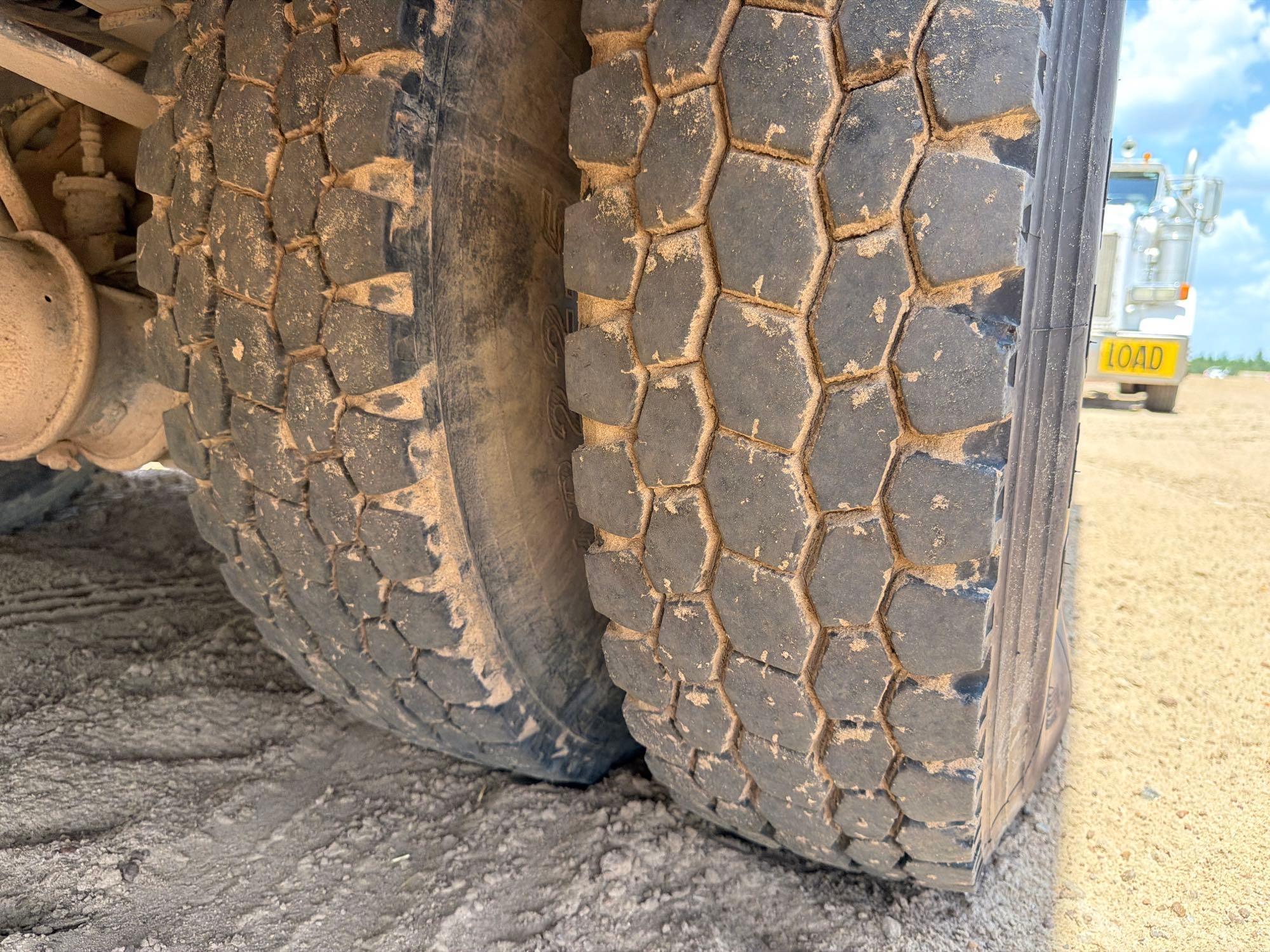 Ford F750 XLT