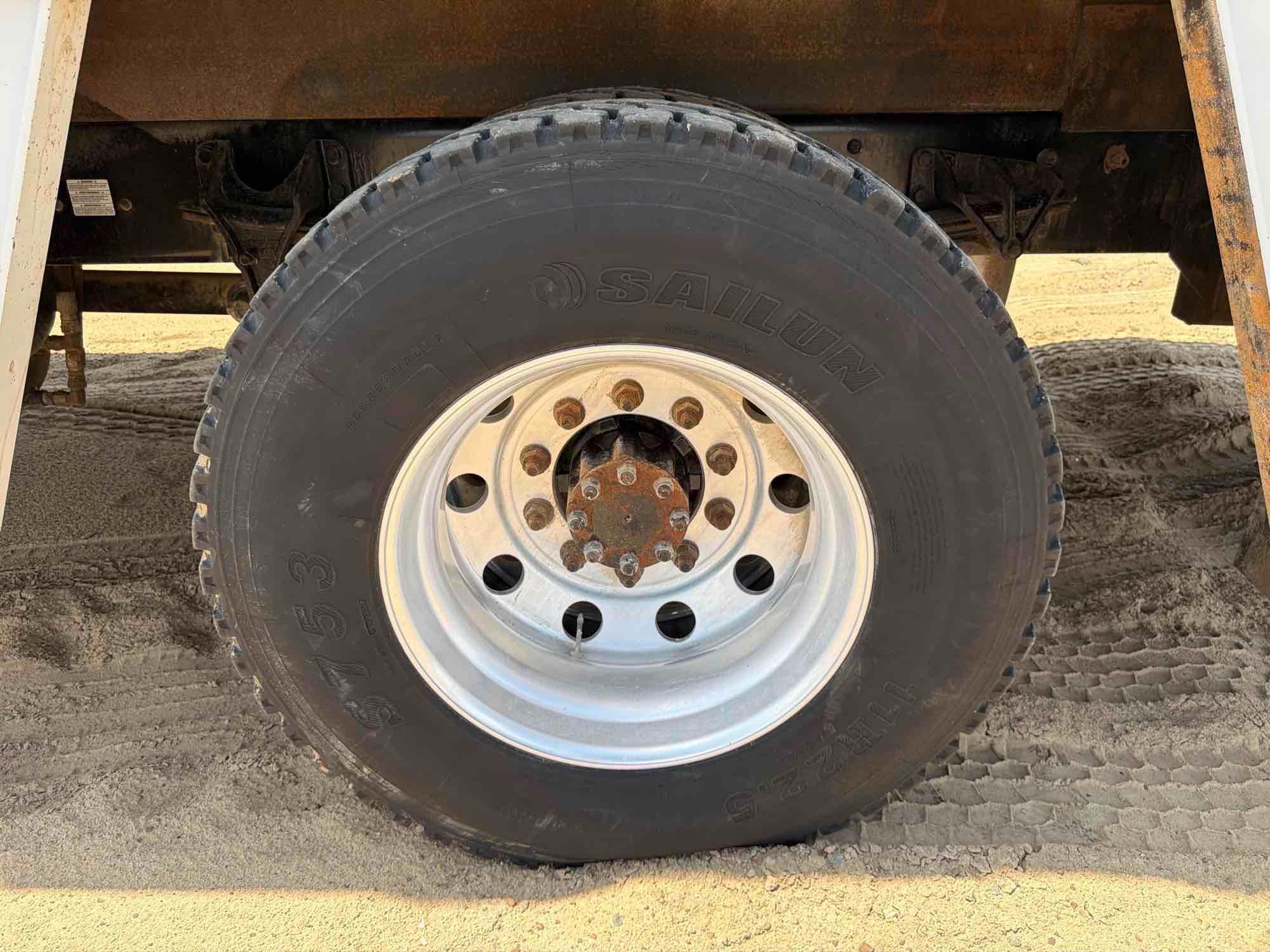 Ford F750 XLT
