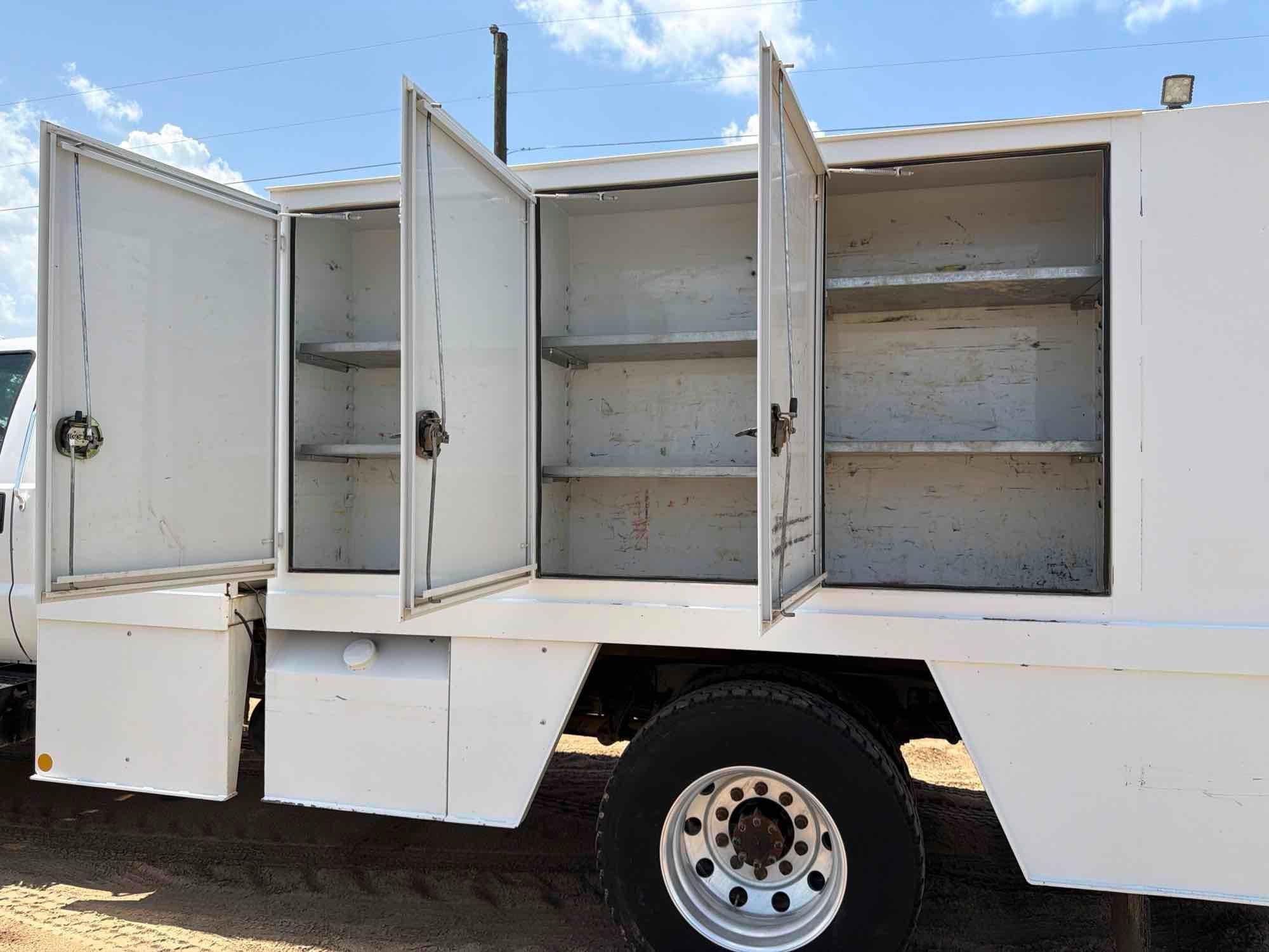 Ford F750 XLT