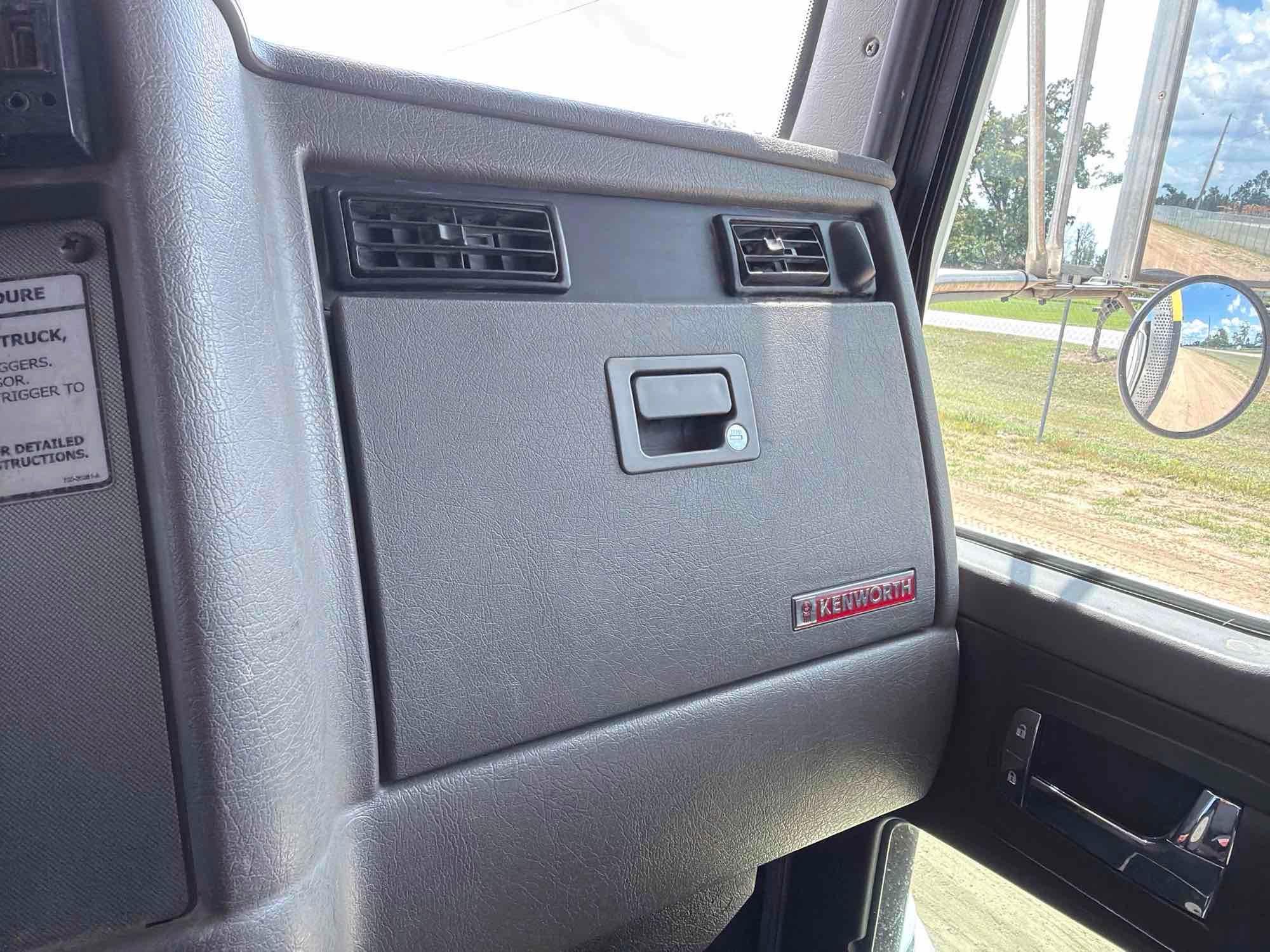 2016 Kenworth T370