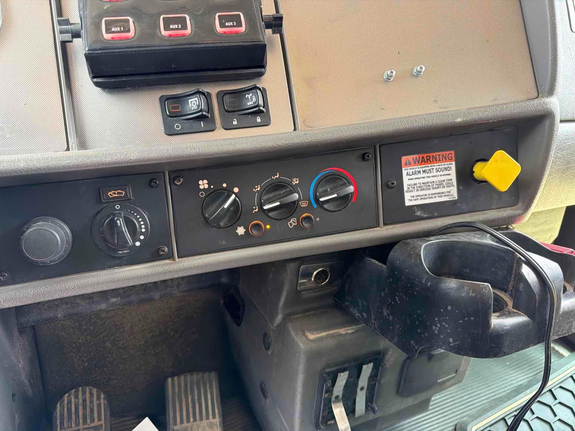 2016 Kenworth T370