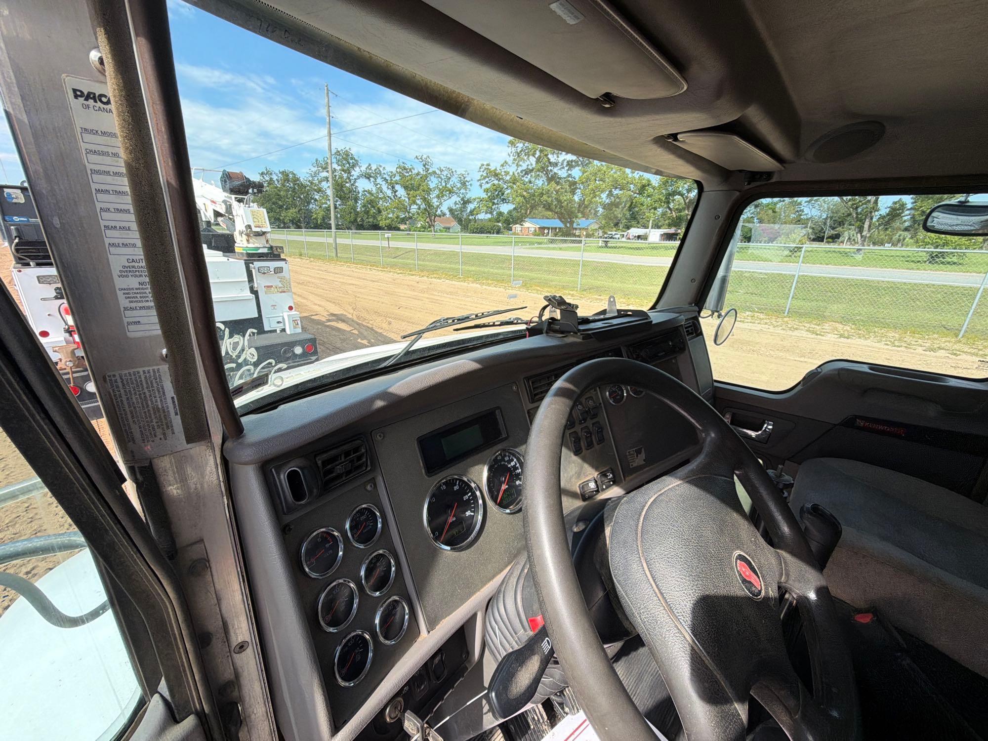 2013 Kenworth T370