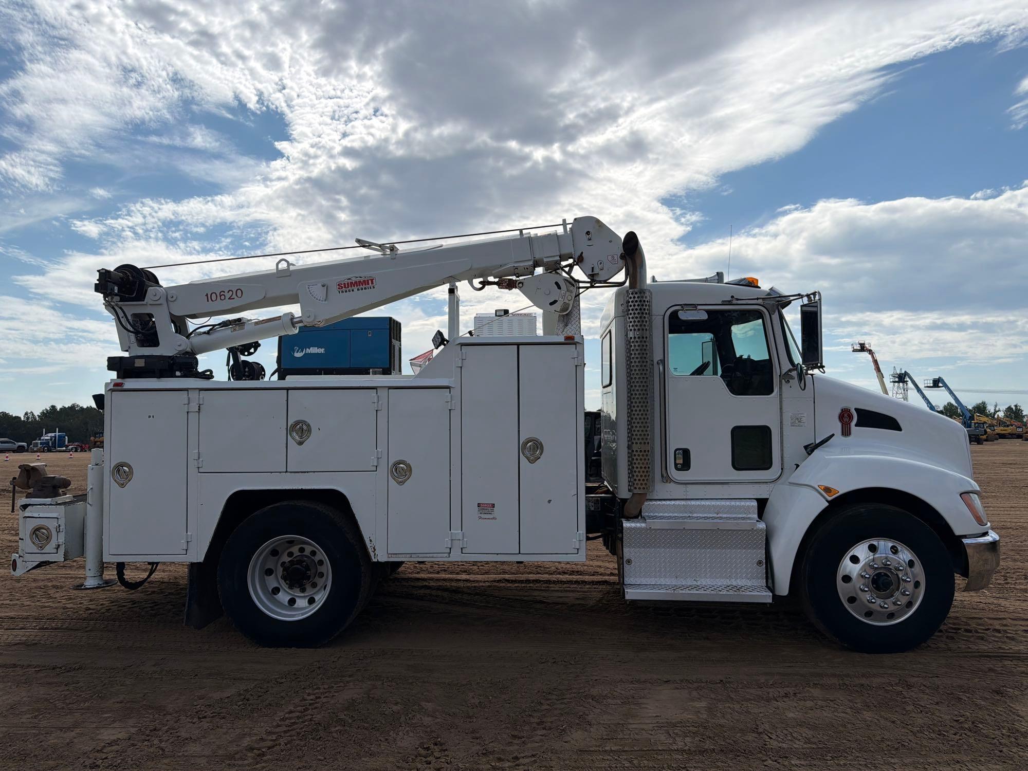 2013 Kenworth T370