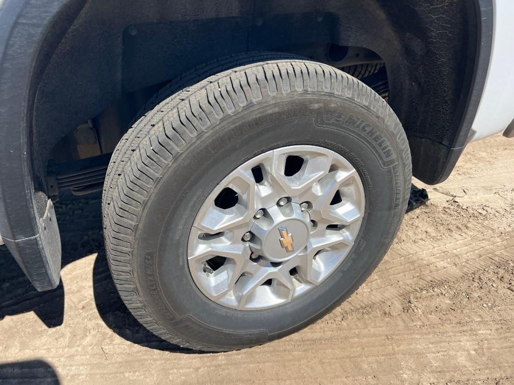 Chevrolet SILVERADO 2500